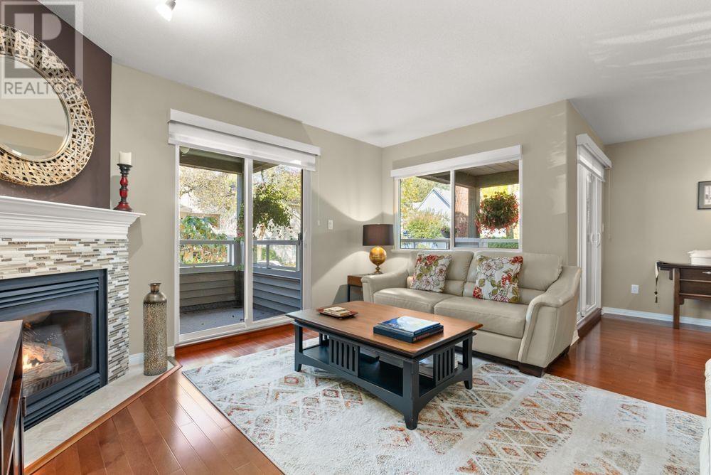 16 828 W 16 Street, North Vancouver, British Columbia  V7P 1K4 - Photo 4 - R2823530