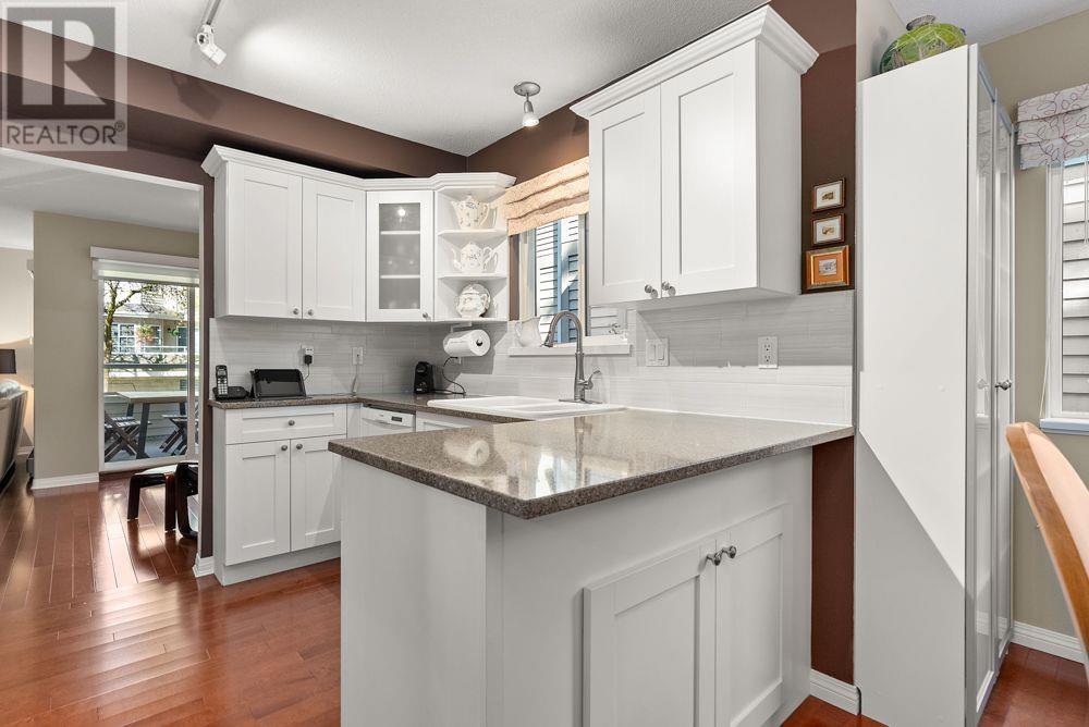 16 828 W 16 Street, North Vancouver, British Columbia  V7P 1K4 - Photo 7 - R2823530