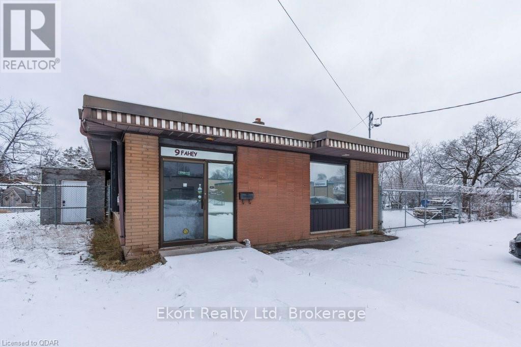 9 Fahey Street, Belleville, Ontario  K8P 3M5 - Photo 3 - X6565393