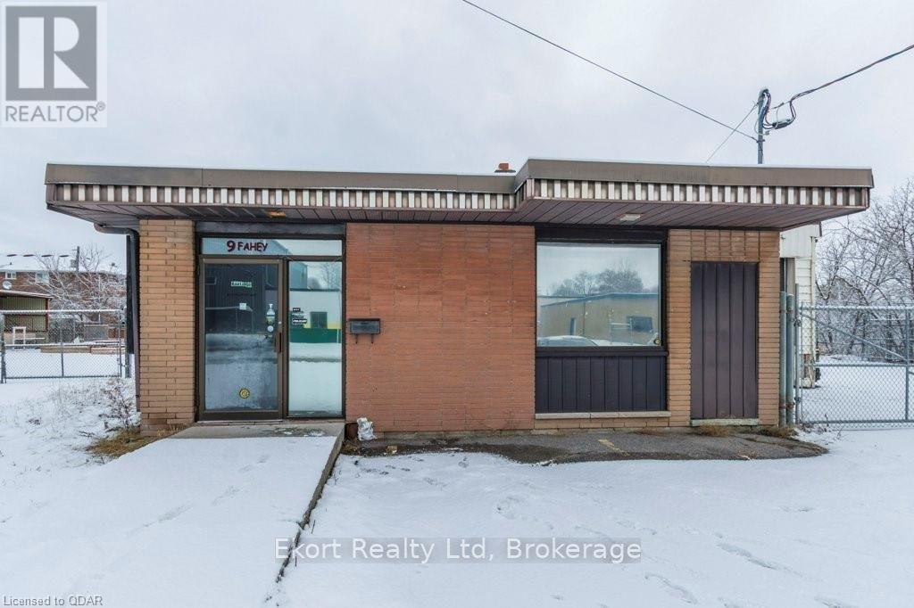 9 Fahey Street, Belleville, Ontario K8P 3M5 - Photo 4 - X6565393