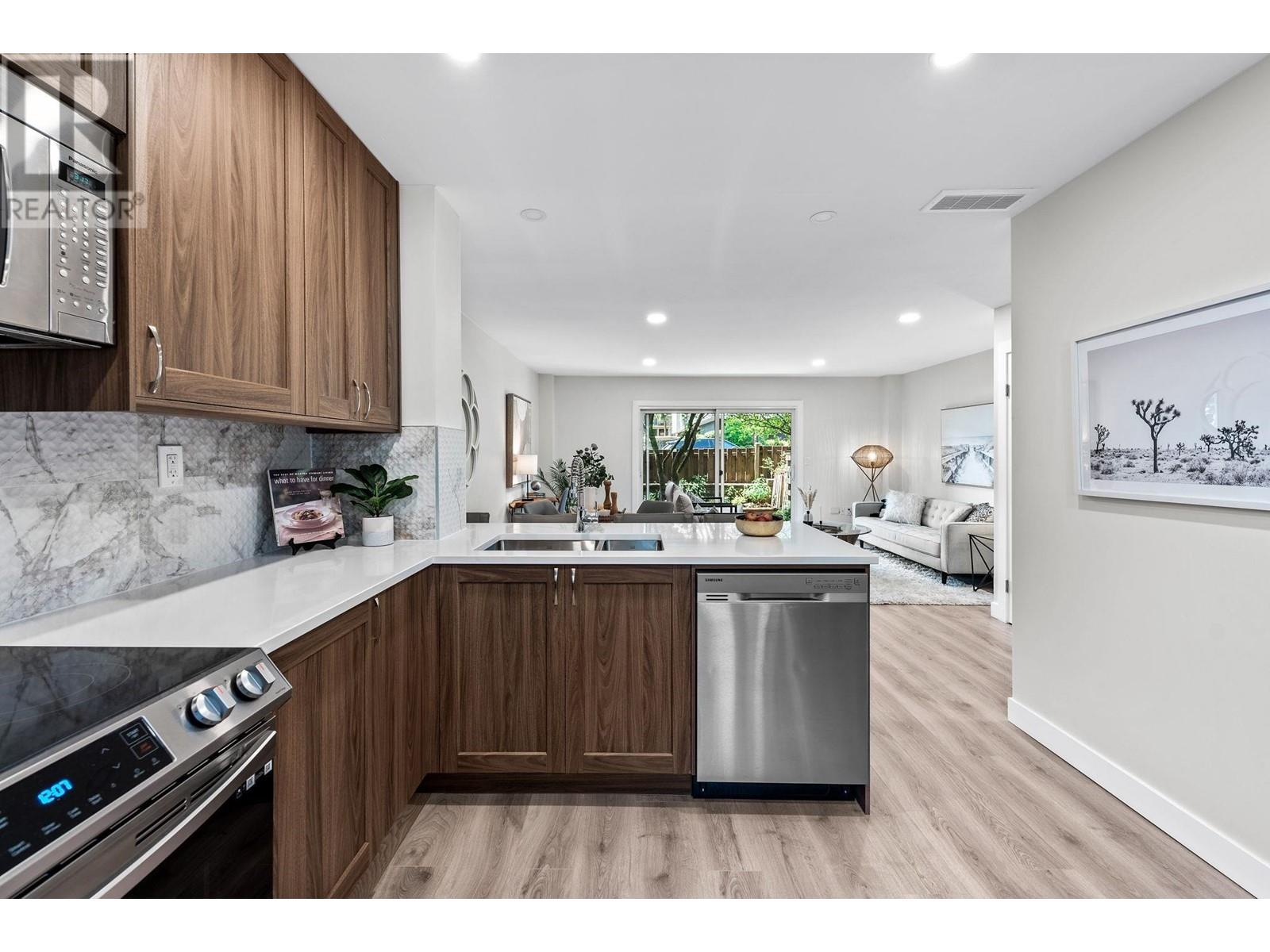 7454 13th Avenue, Burnaby, British Columbia  V3N 4K4 - Photo 20 - R2823555