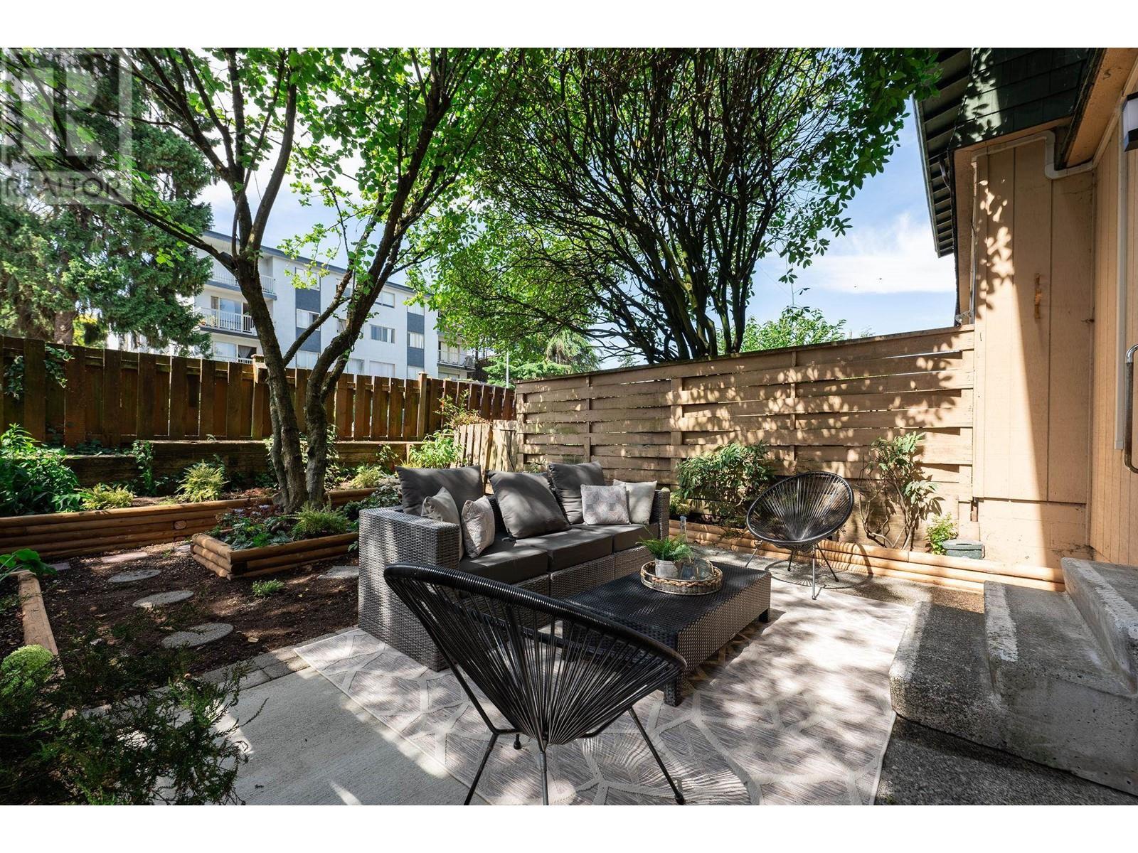 7454 13th Avenue, Burnaby, British Columbia  V3N 4K4 - Photo 22 - R2823555