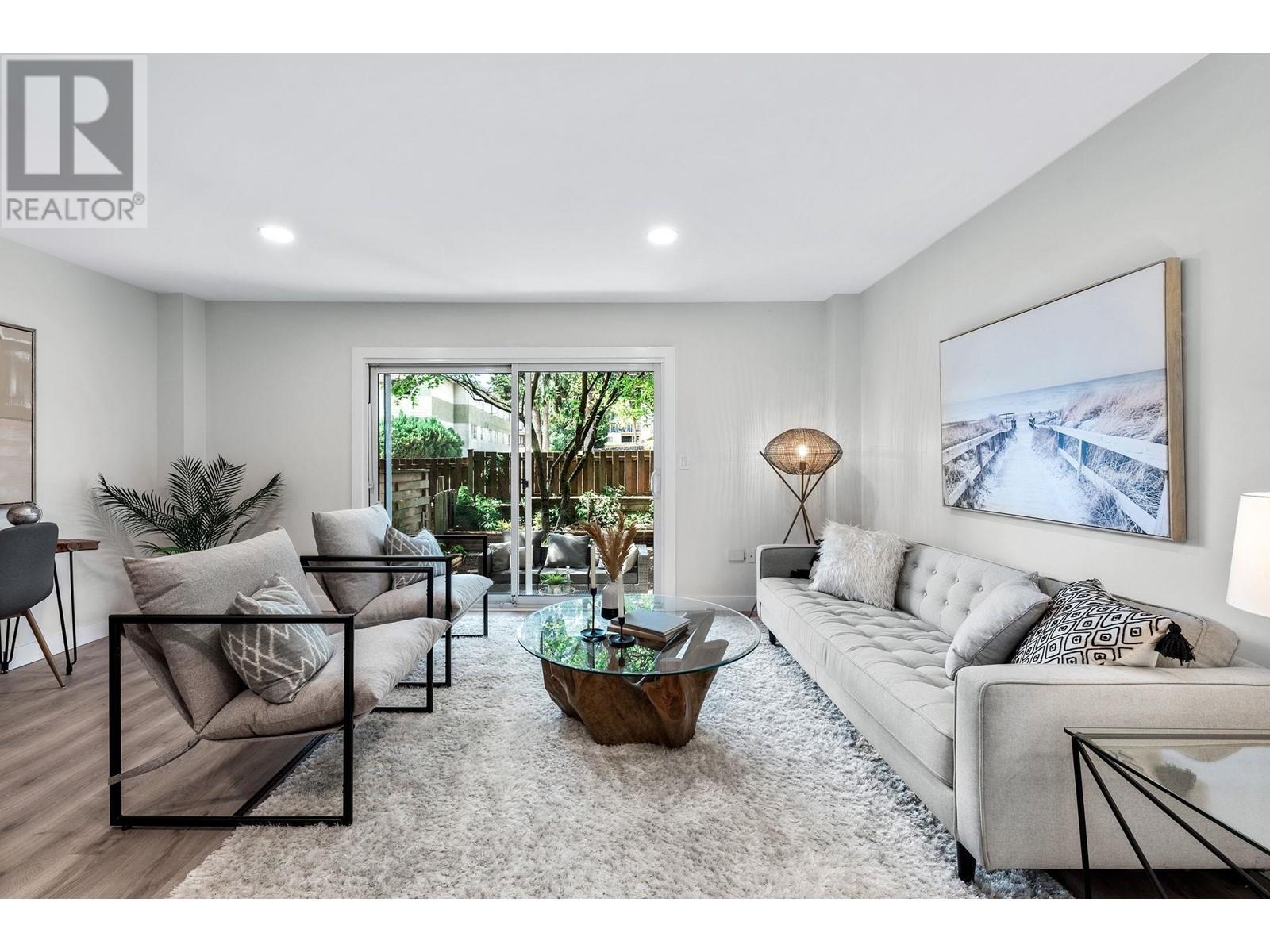 7454 13th Avenue, Burnaby, British Columbia  V3N 4K4 - Photo 6 - R2823555