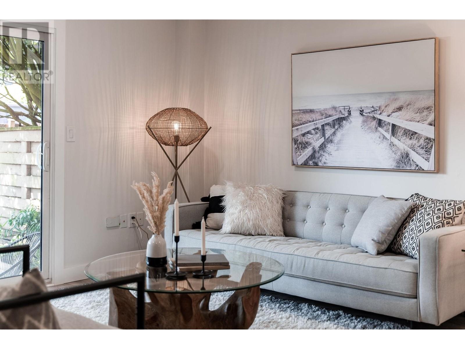 7454 13th Avenue, Burnaby, British Columbia  V3N 4K4 - Photo 8 - R2823555