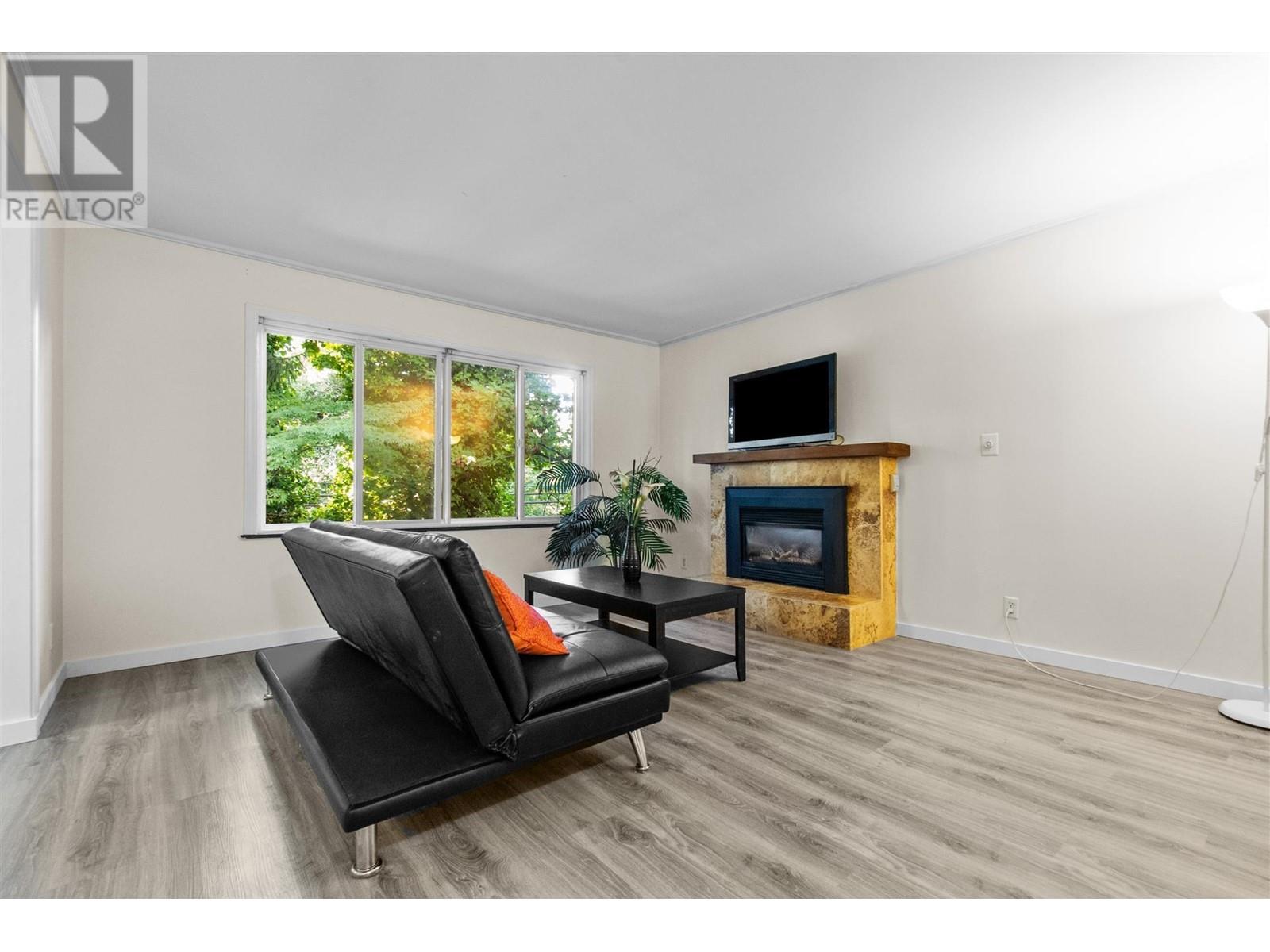 1817 Brunette Avenue, Coquitlam, British Columbia  V3K 1H3 - Photo 16 - R2823466