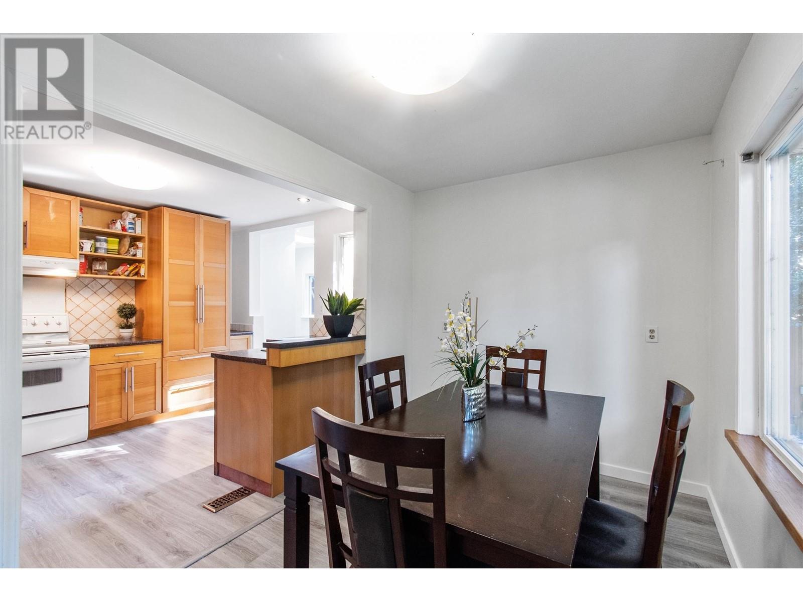 1817 Brunette Avenue, Coquitlam, British Columbia  V3K 1H3 - Photo 11 - R2823466