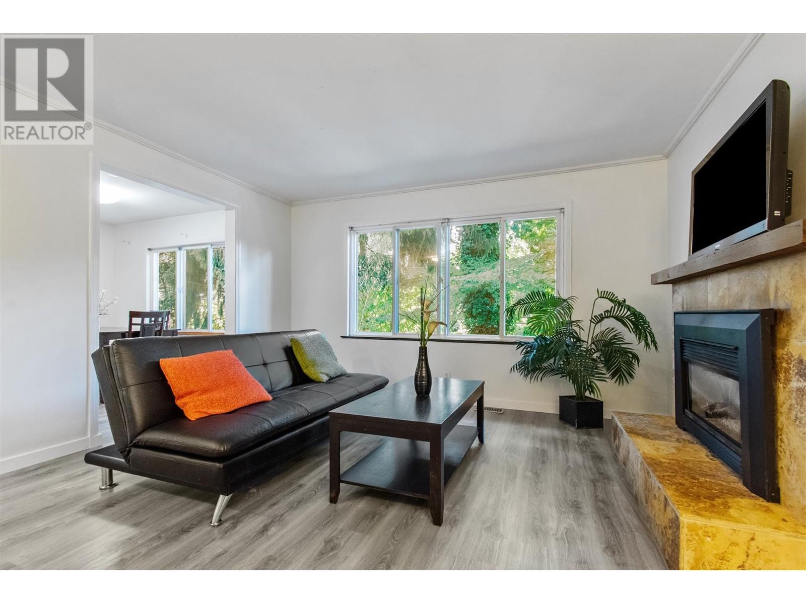 1817 Brunette Avenue, Coquitlam, British Columbia  V3K 1H3 - Photo 14 - R2823466