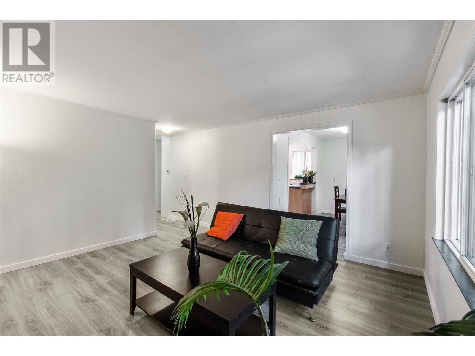 1817 Brunette Avenue, Coquitlam, British Columbia  V3K 1H3 - Photo 15 - R2823466