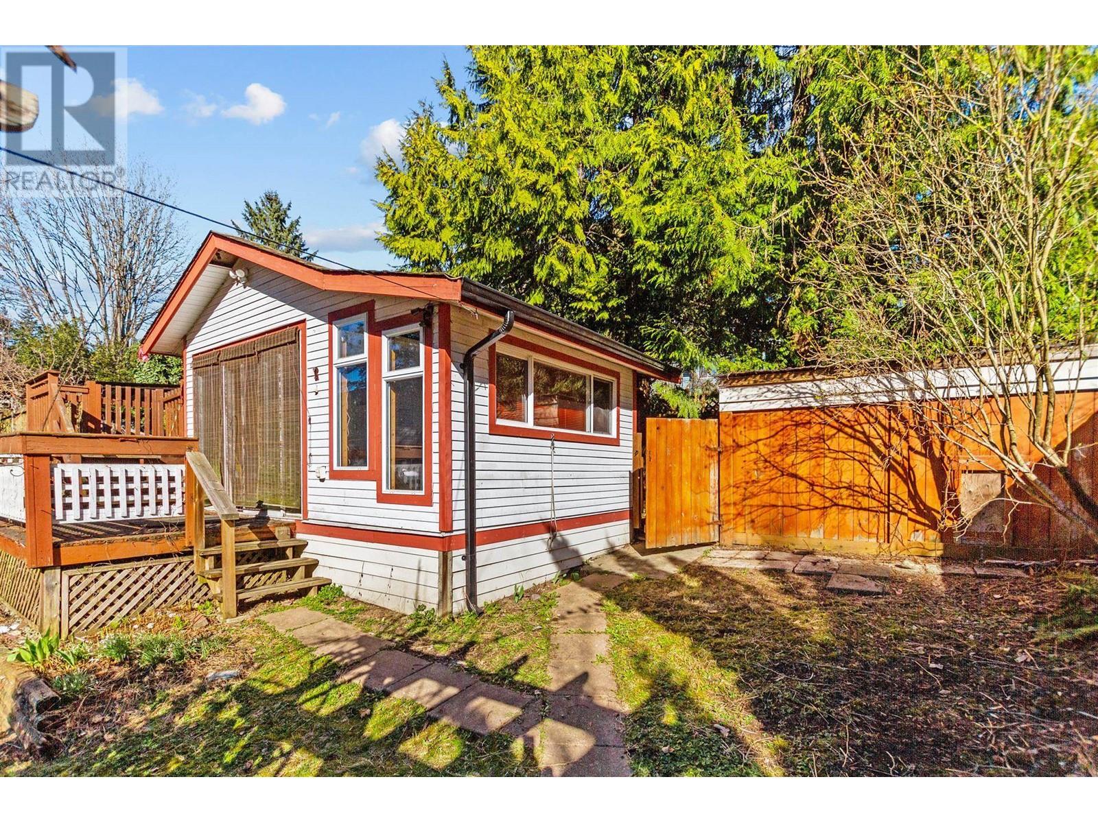 1817 Brunette Avenue, Coquitlam, British Columbia  V3K 1H3 - Photo 24 - R2823466