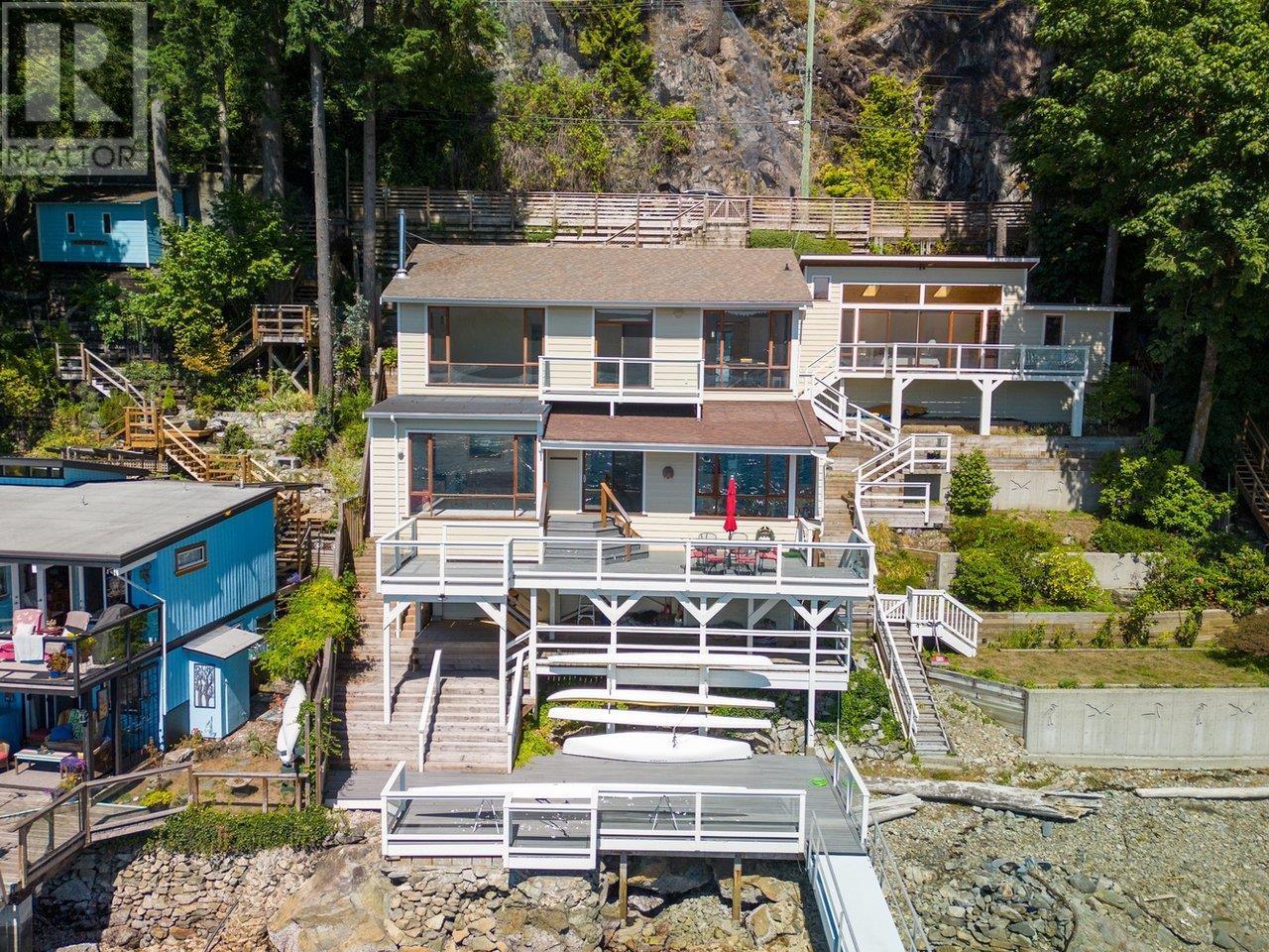 5654 Indian River Drive, North Vancouver, British Columbia  V7G 2T8 - Photo 32 - R2808598