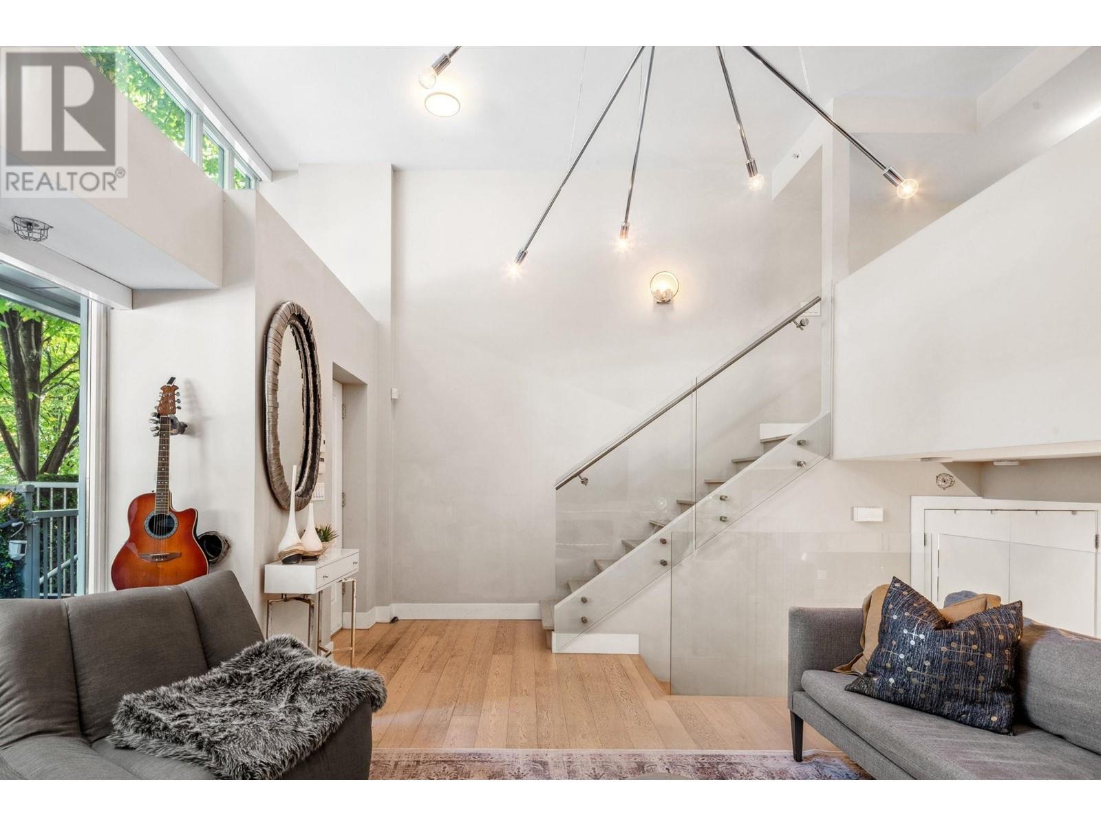 418 Helmcken Street, Vancouver, British Columbia  V6B 0B1 - Photo 3 - R2822609