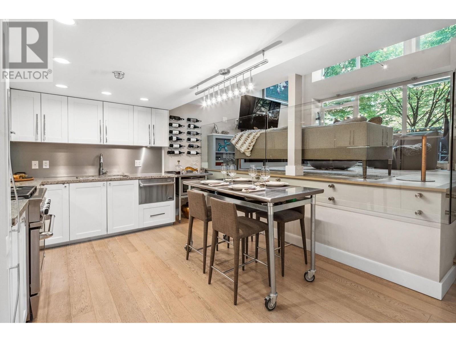 418 Helmcken Street, Vancouver, British Columbia  V6B 0B1 - Photo 13 - R2822609