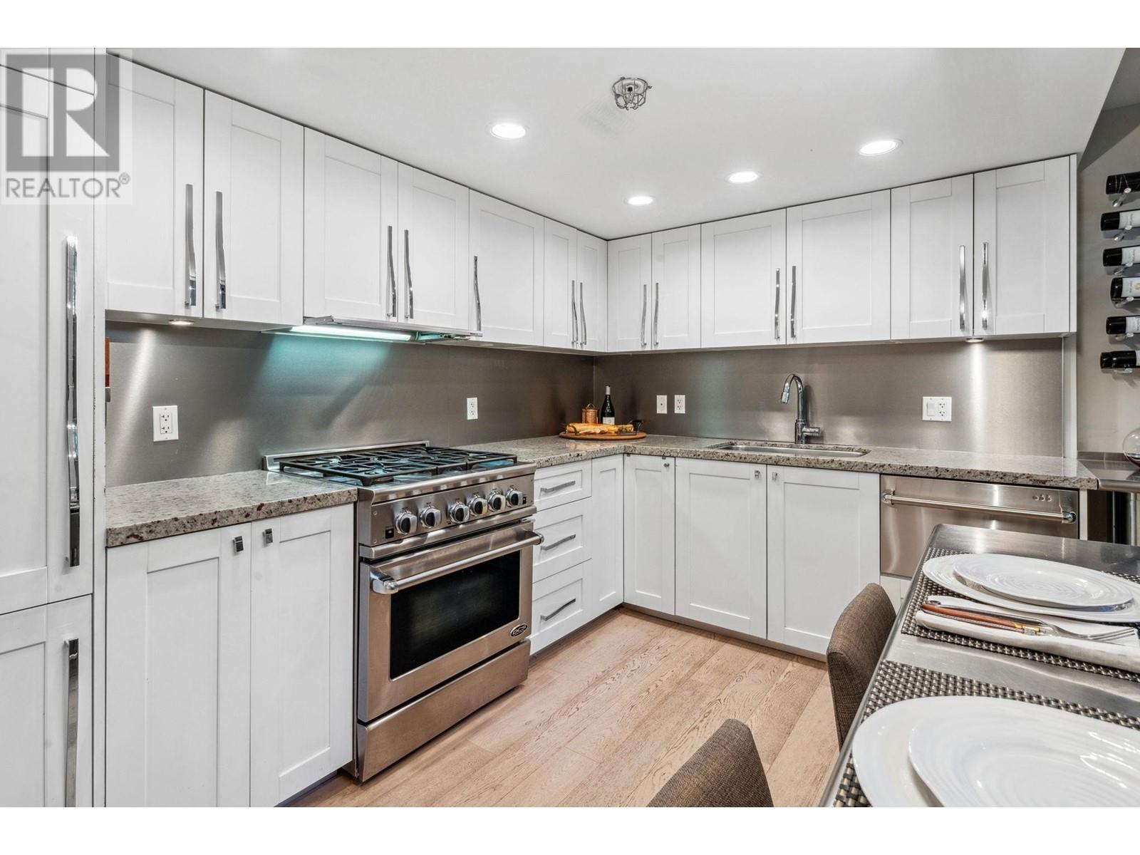 418 Helmcken Street, Vancouver, British Columbia  V6B 0B1 - Photo 16 - R2822609