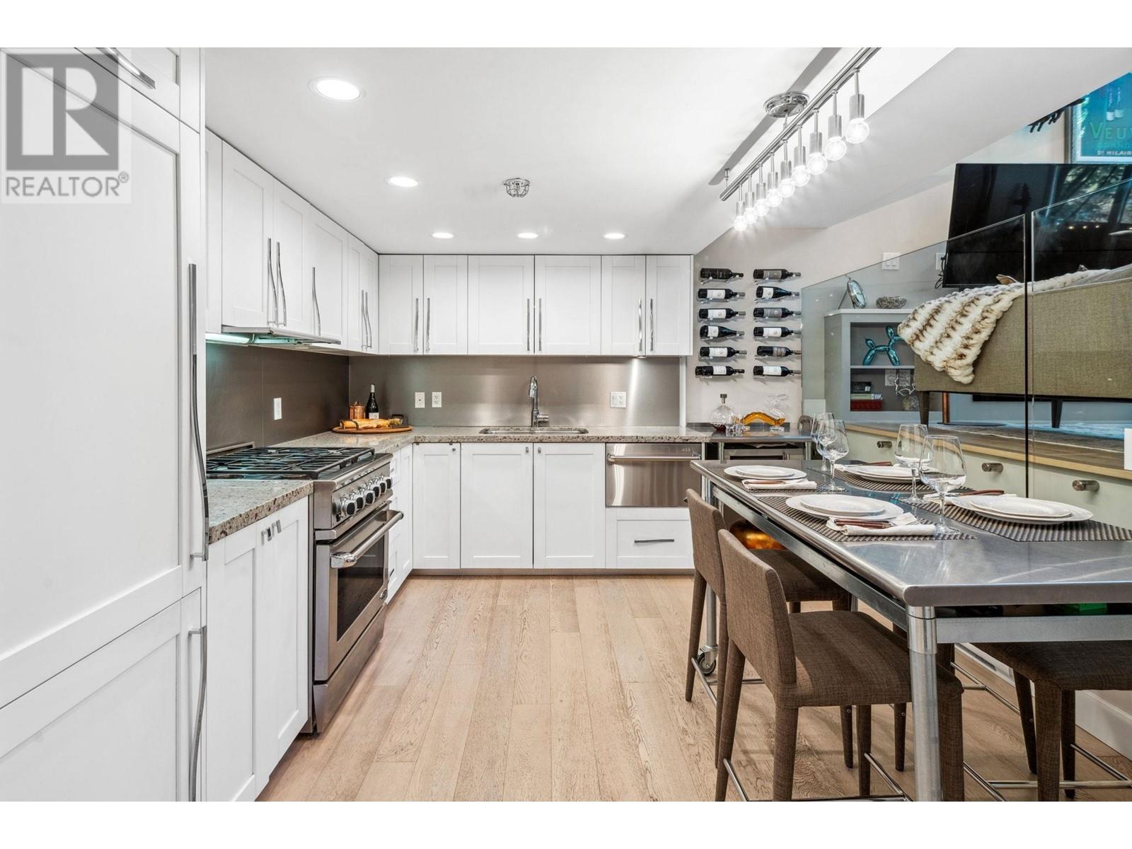 418 Helmcken Street, Vancouver, British Columbia  V6B 0B1 - Photo 12 - R2822609