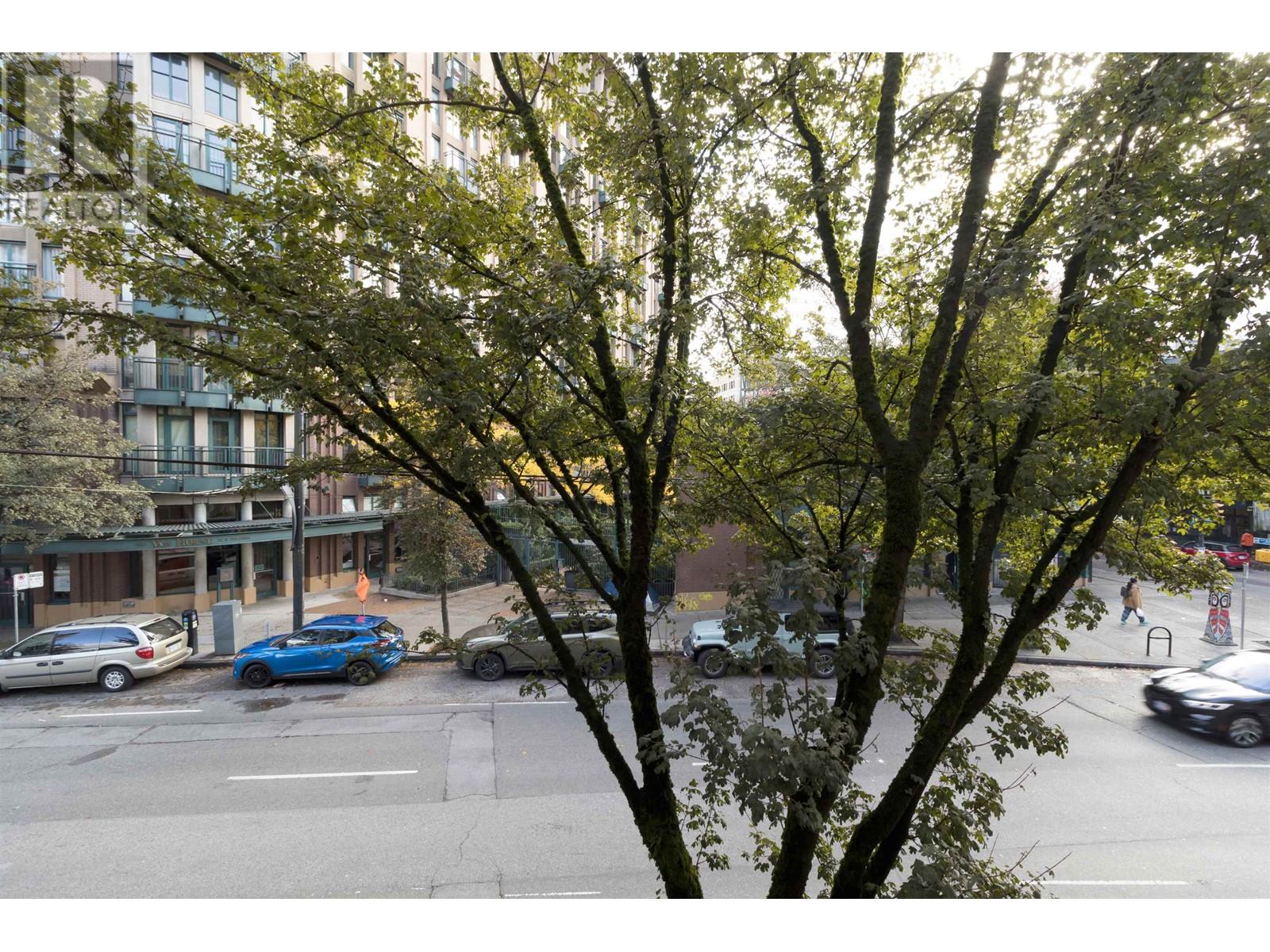 208 1 E Cordova Street, Vancouver, British Columbia  V6A 4H3 - Photo 3 - R2823546
