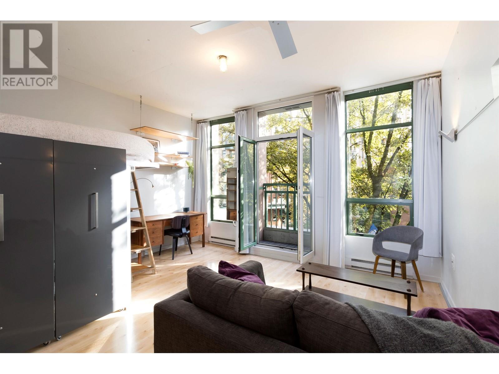 208 1 E Cordova Street, Vancouver, British Columbia  V6A 4H3 - Photo 2 - R2823546