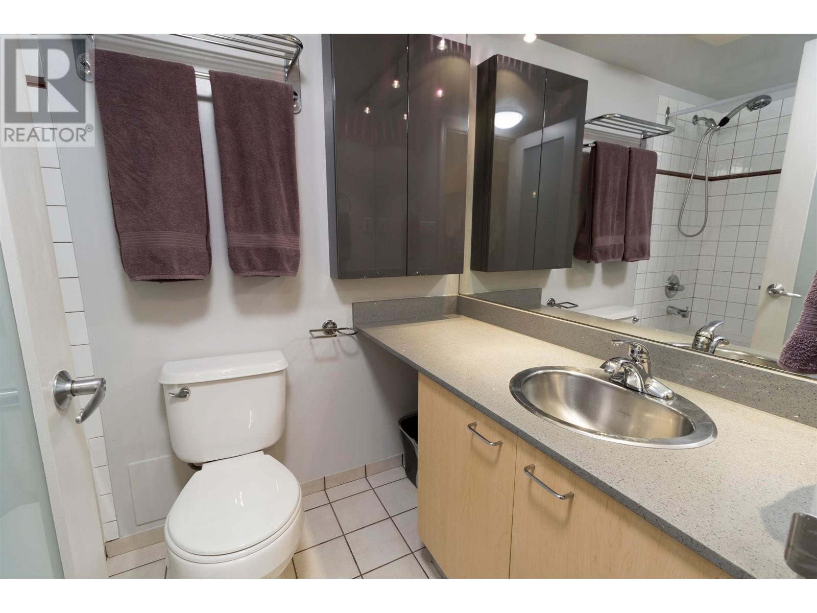 208 1 E Cordova Street, Vancouver, British Columbia  V6A 4H3 - Photo 20 - R2823546