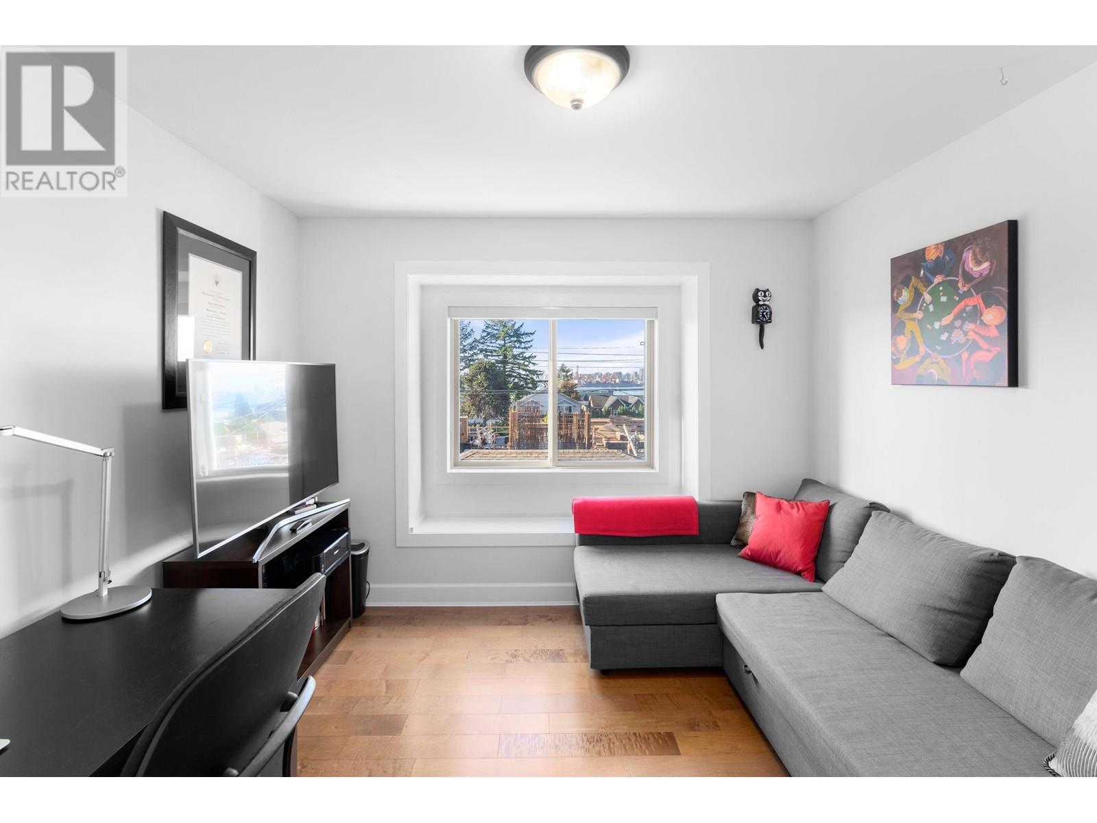 421 E 4th Street, North Vancouver, British Columbia  V7L 1J4 - Photo 17 - R2823559