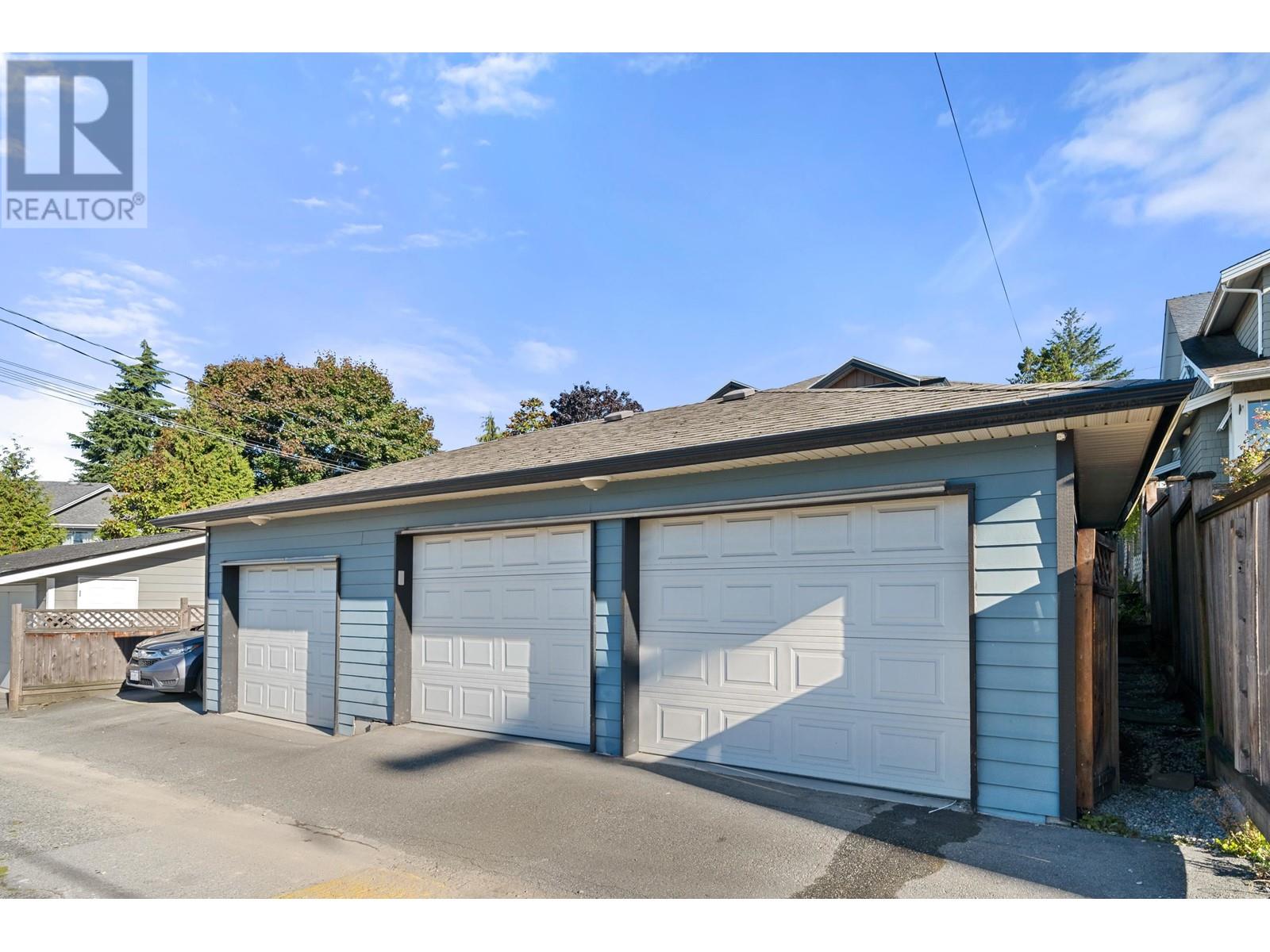 421 E 4th Street, North Vancouver, British Columbia  V7L 1J4 - Photo 23 - R2823559
