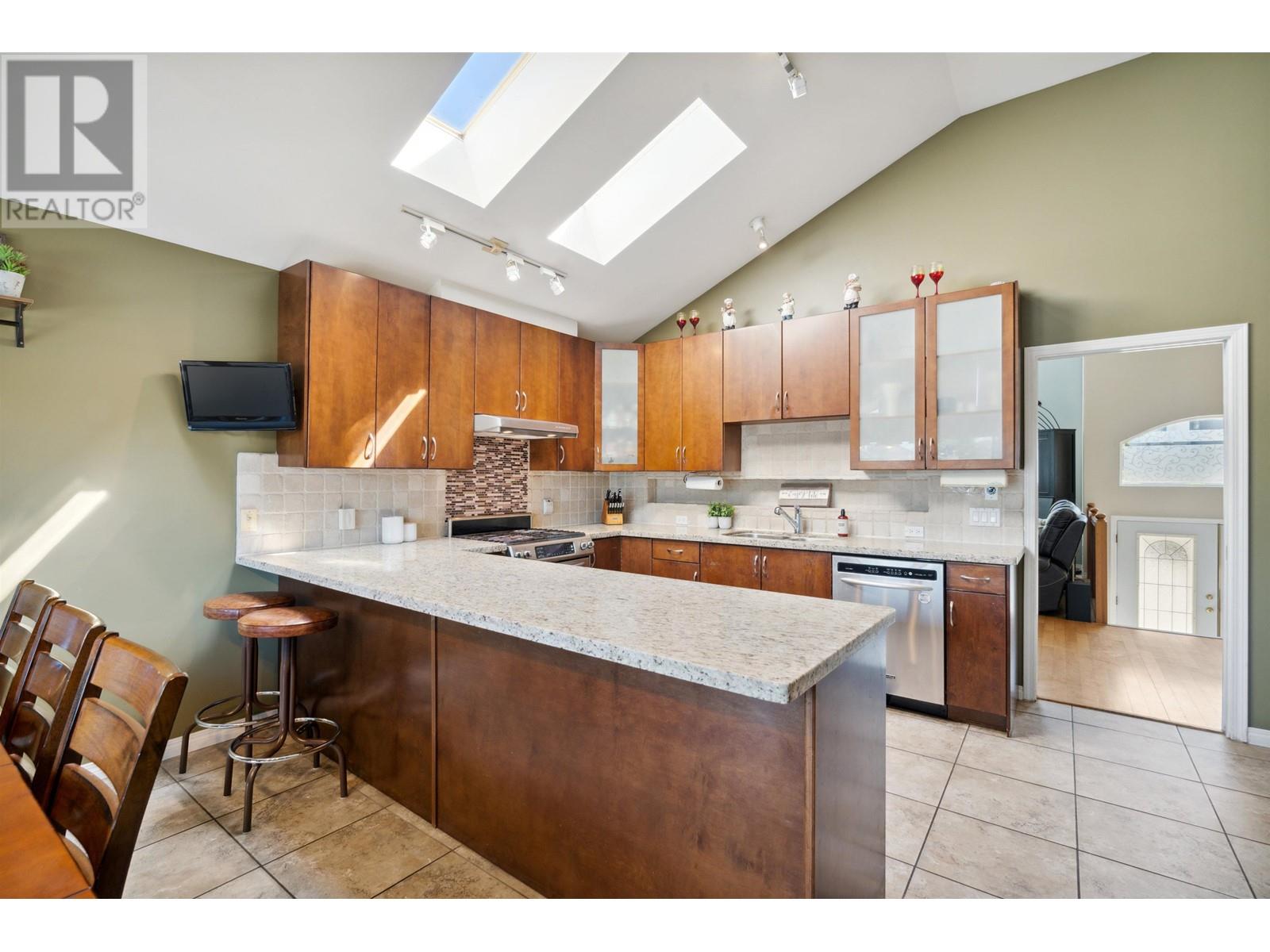 1199 Phillips Avenue, Burnaby, British Columbia  V5A 2V8 - Photo 15 - R2823607