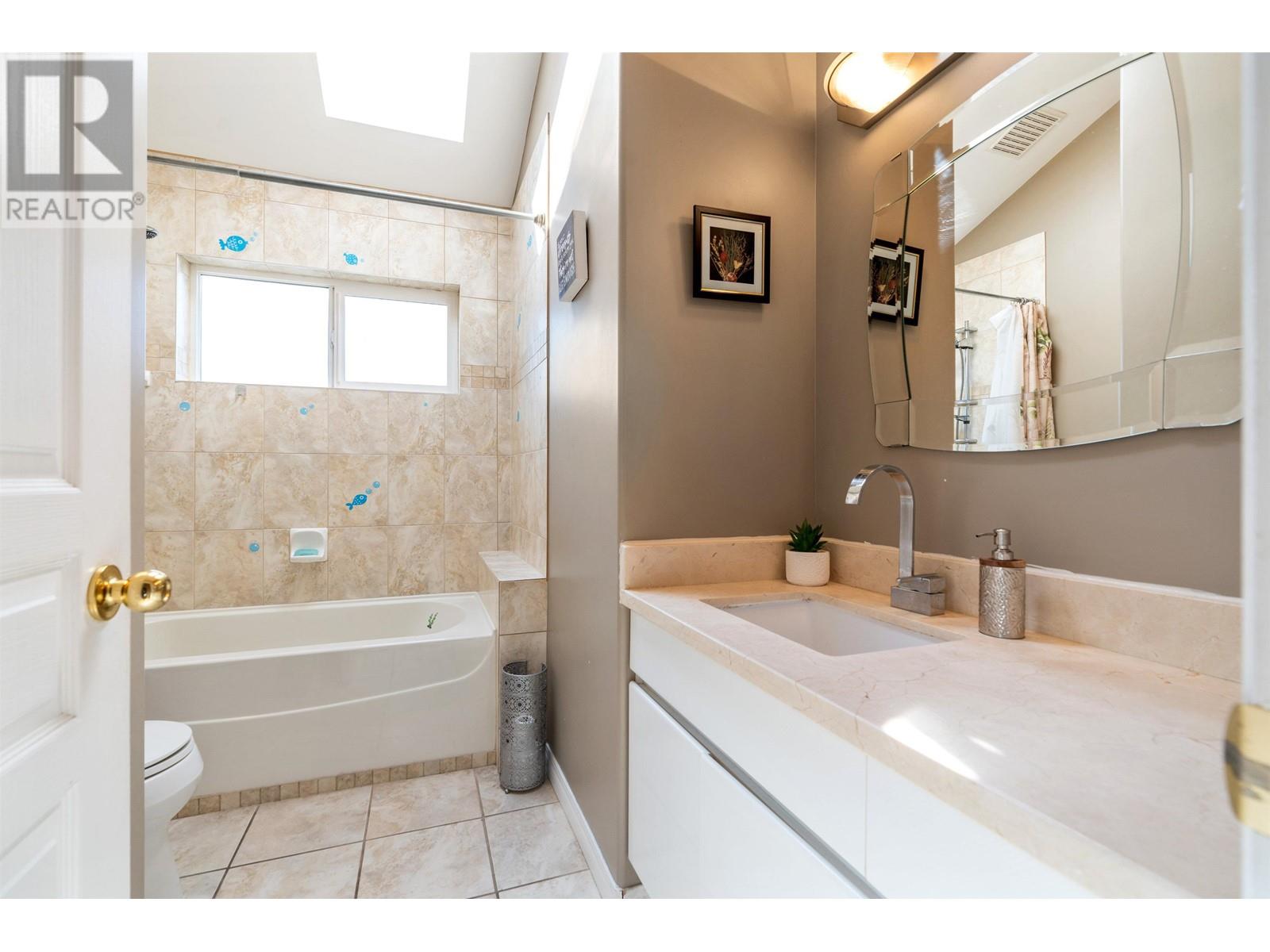 1199 Phillips Avenue, Burnaby, British Columbia  V5A 2V8 - Photo 27 - R2823607