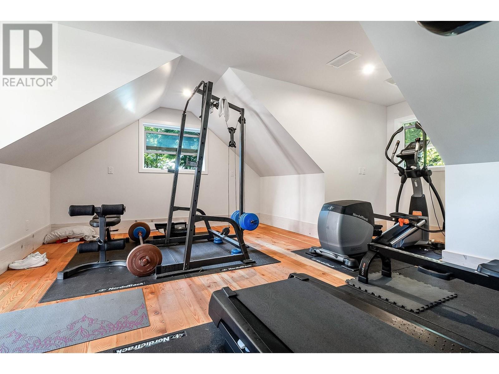 927 Valhalla Place, Bowen Island, British Columbia  V0N 1G1 - Photo 29 - R2823562