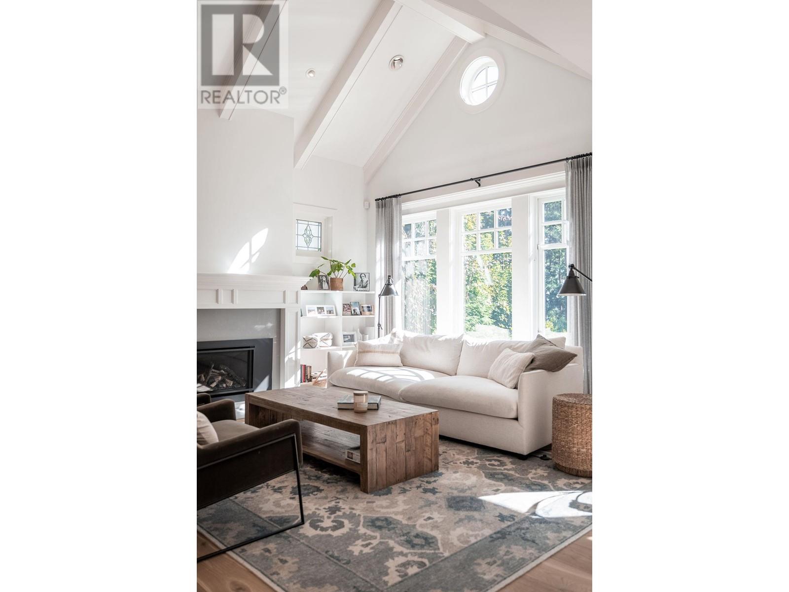 4638 Decourcy Court, West Vancouver, British Columbia  V7W 3J5 - Photo 6 - R2823565