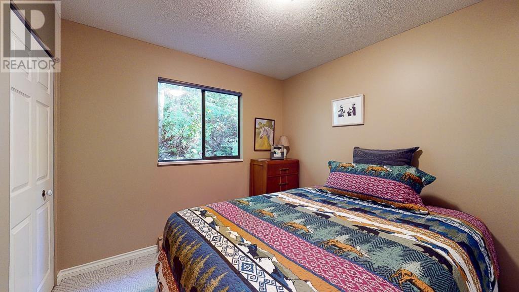 5885 Sandy Hook Road, Sechelt, British Columbia  V0N 3A4 - Photo 16 - R2823573