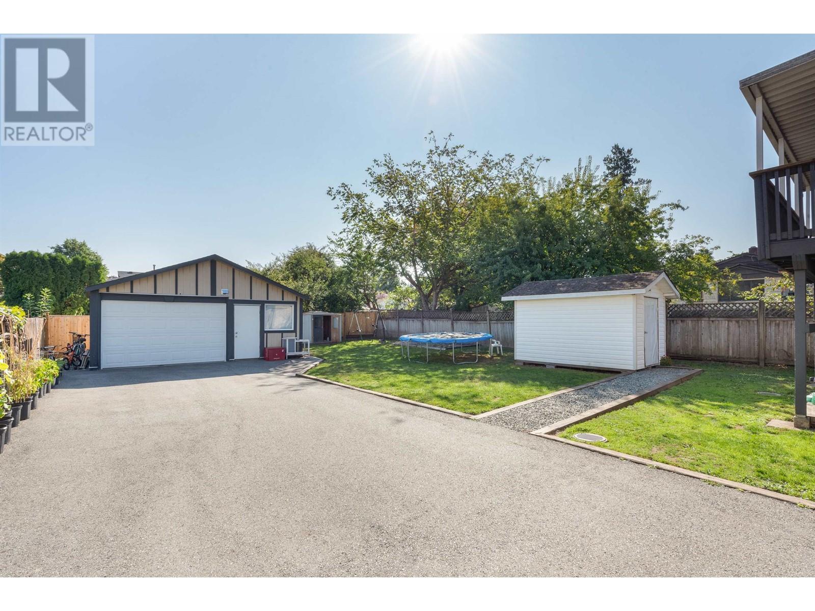 12344 228 Street, Maple Ridge, British Columbia  V2X 6M4 - Photo 2 - R2823609