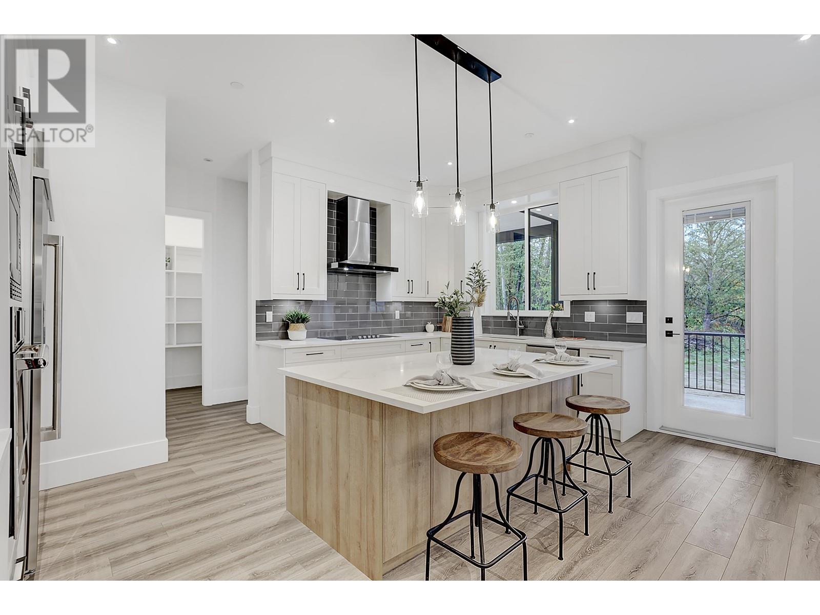 11018 243b Street, Maple Ridge, British Columbia  V0V 0V0 - Photo 12 - R2823622