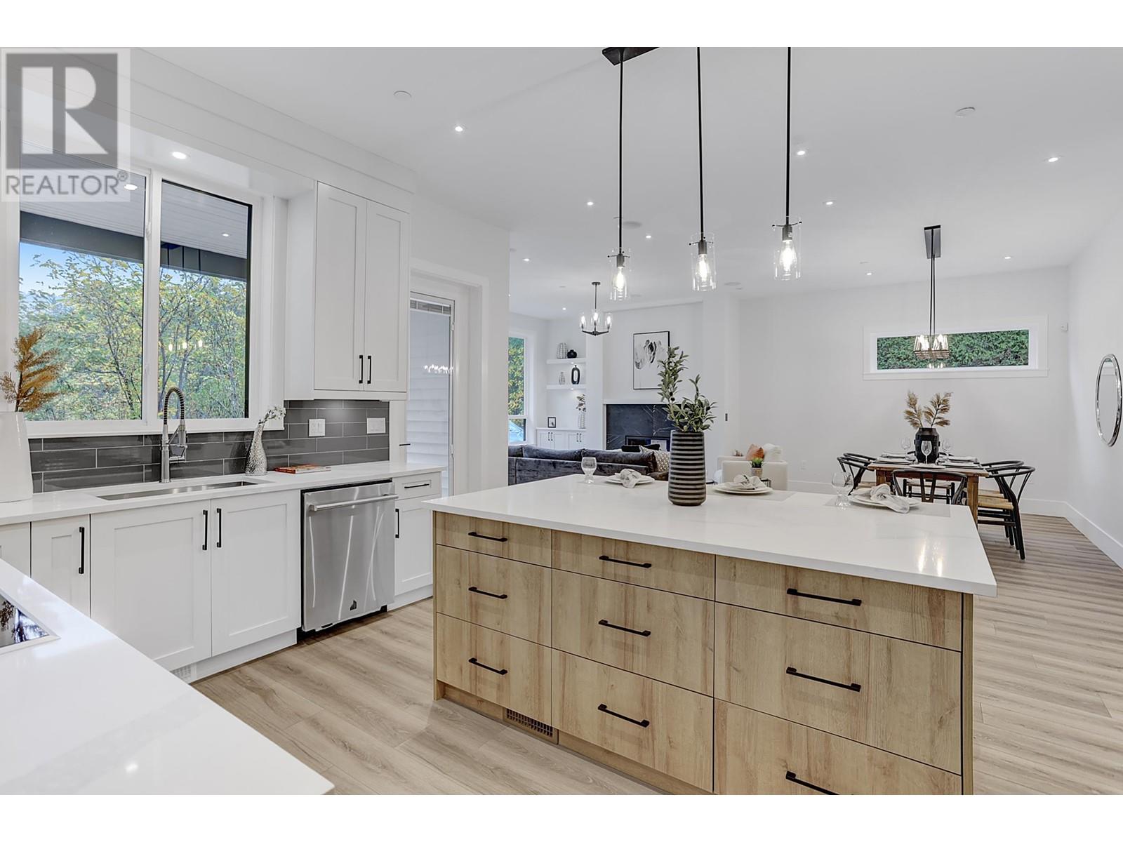 11018 243b Street, Maple Ridge, British Columbia  V0V 0V0 - Photo 16 - R2823622