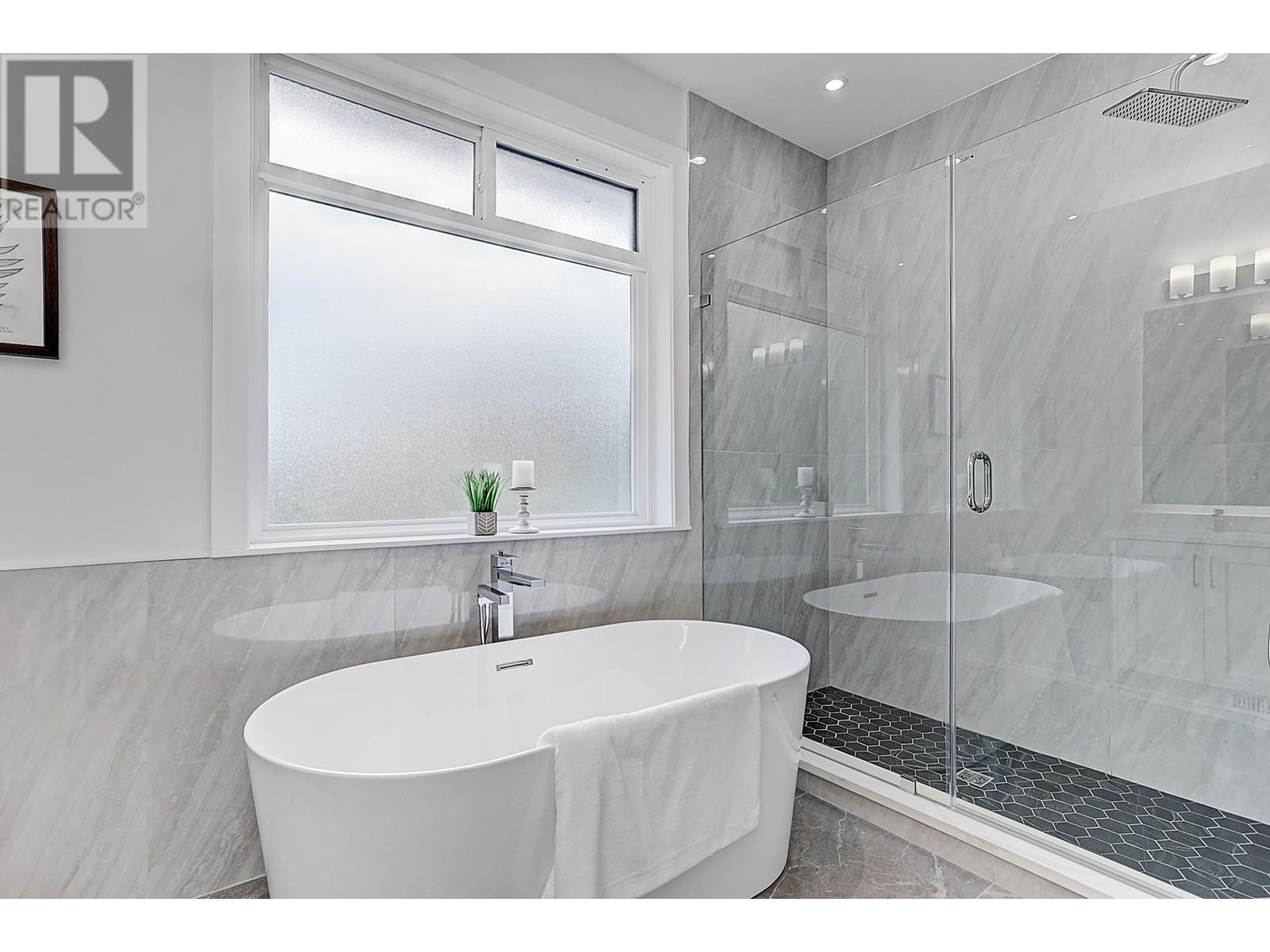 11018 243b Street, Maple Ridge, British Columbia  V0V 0V0 - Photo 26 - R2823622