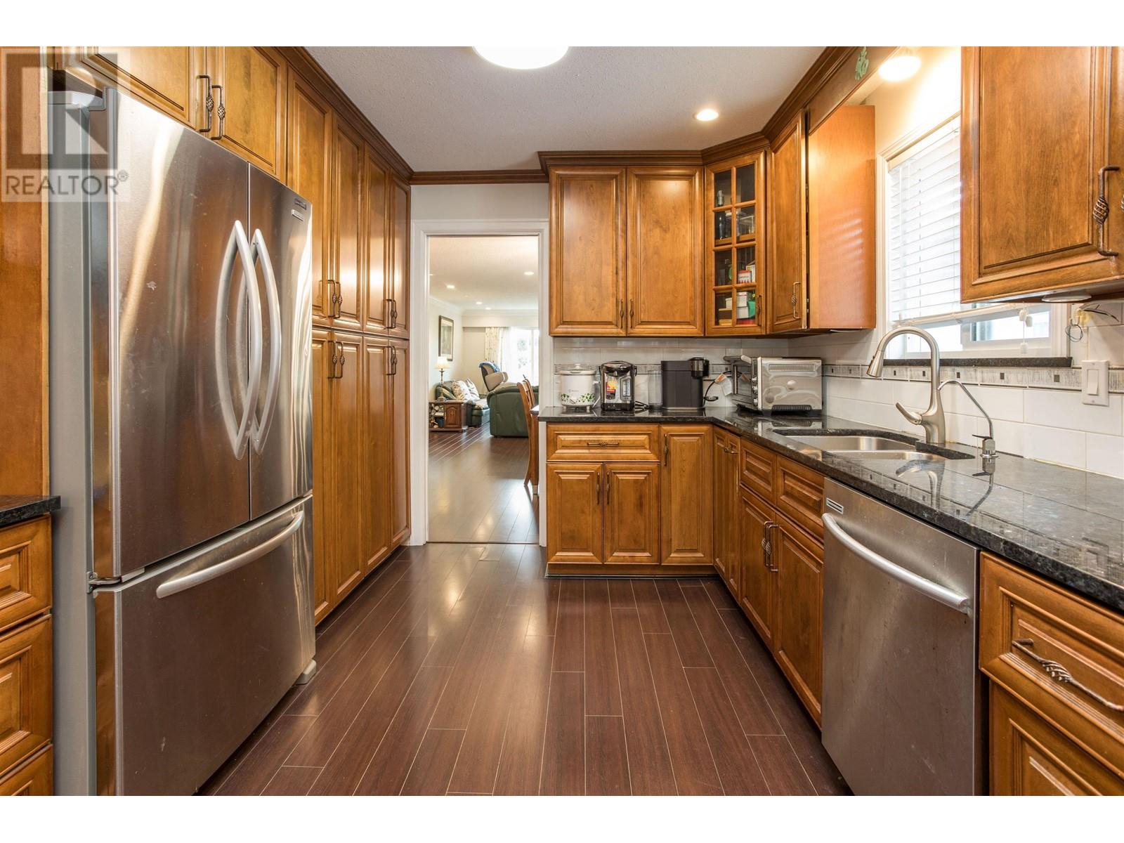 427 E 47th Avenue, Vancouver, British Columbia  V5W 2B3 - Photo 10 - R2823623