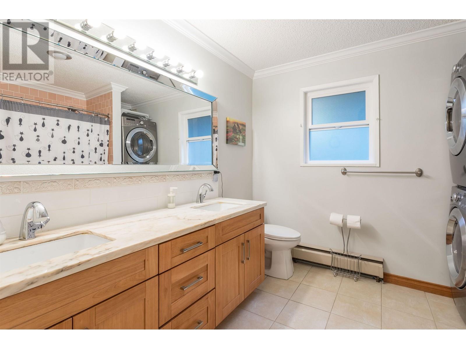 427 E 47th Avenue, Vancouver, British Columbia  V5W 2B3 - Photo 28 - R2823623