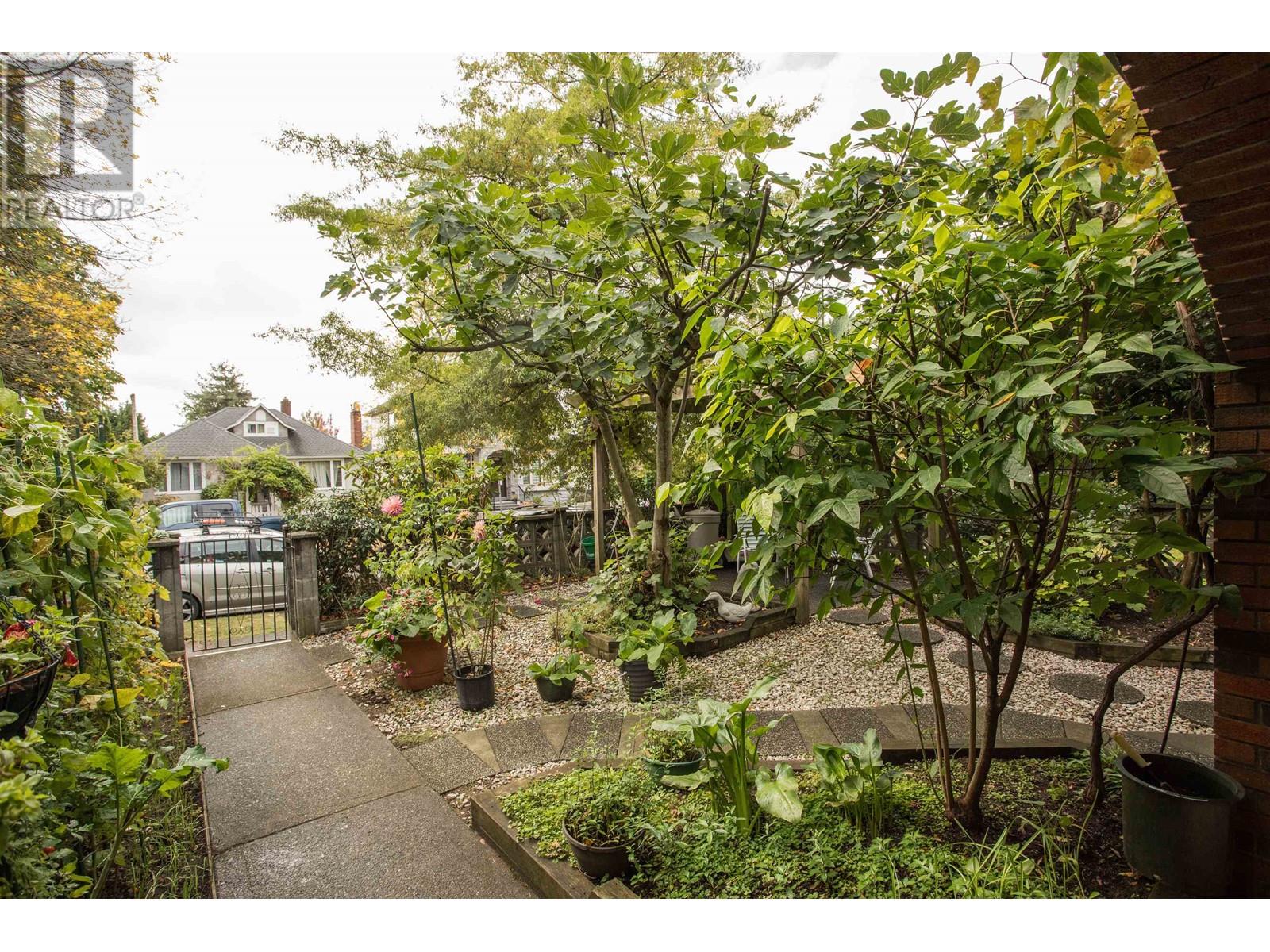 427 E 47th Avenue, Vancouver, British Columbia  V5W 2B3 - Photo 35 - R2823623