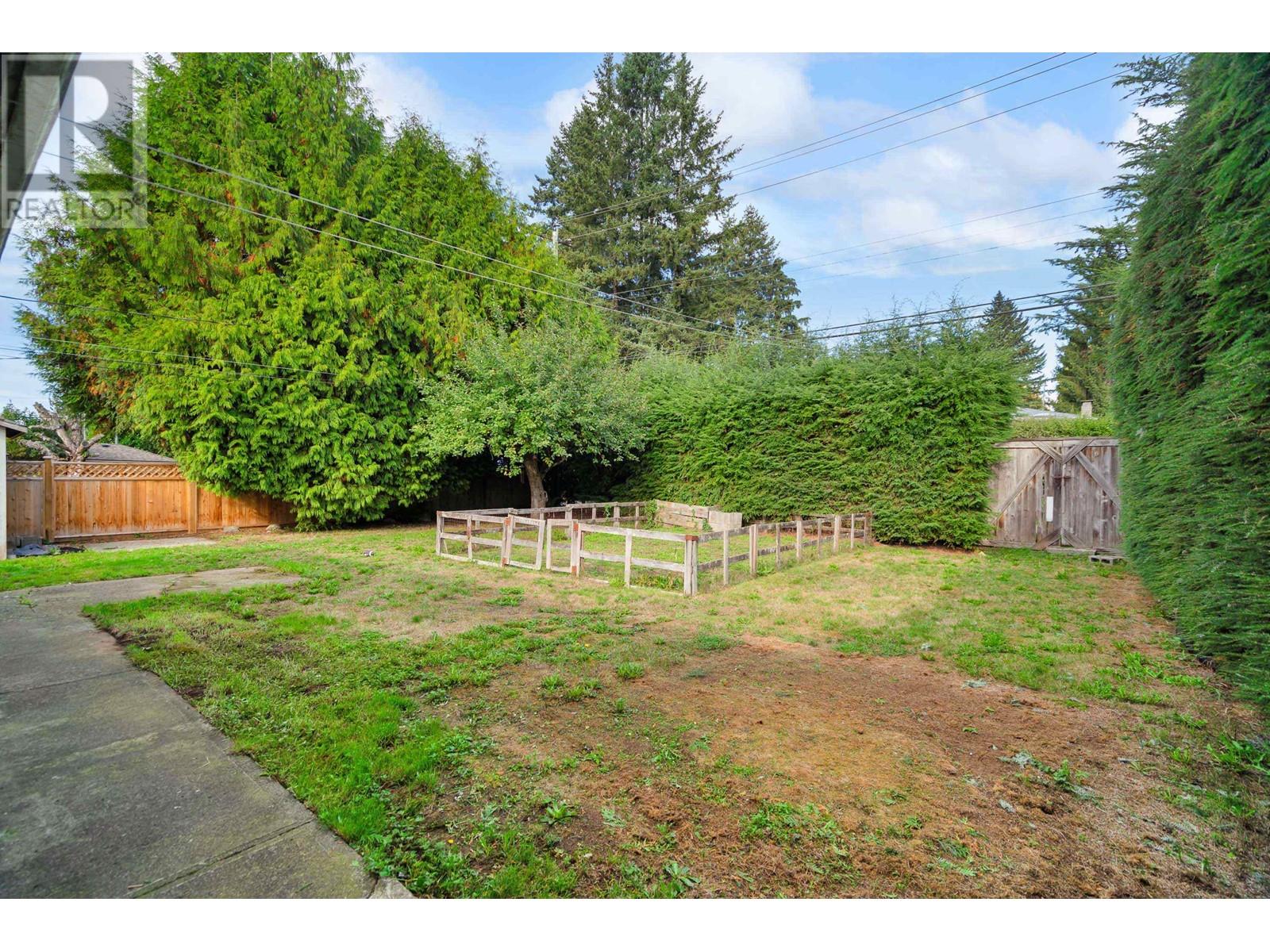 22023 Cliff Avenue, Maple Ridge, British Columbia  V2X 2L3 - Photo 19 - R2822790