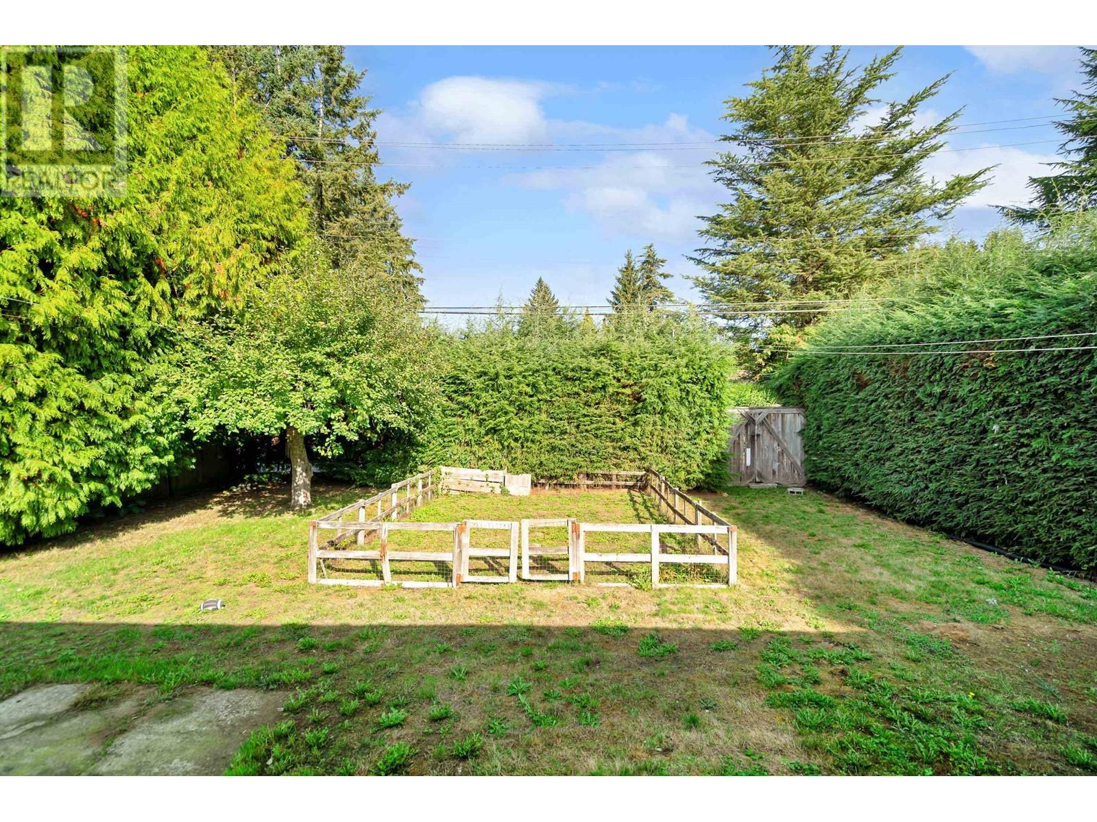22023 Cliff Avenue, Maple Ridge, British Columbia  V2X 2L3 - Photo 18 - R2822790