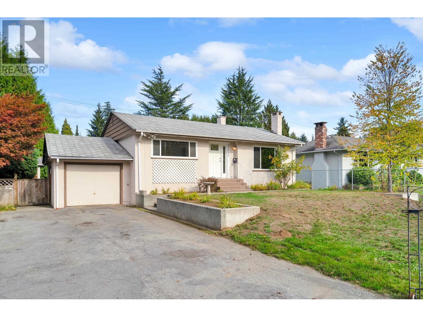 22023 CLIFF AVENUE, maple ridge, British Columbia