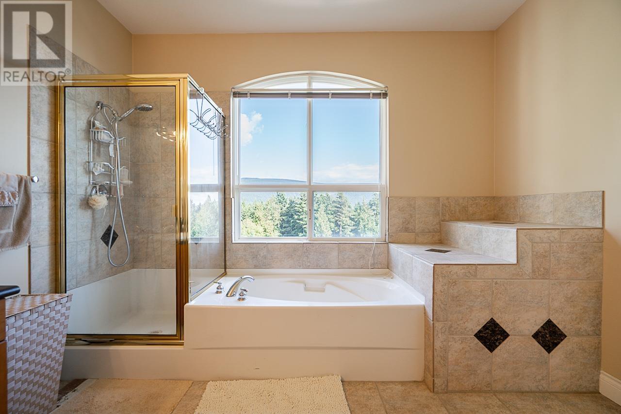 2177 Parkway Boulevard, Coquitlam, British Columbia  V3E 3K5 - Photo 25 - R2816999