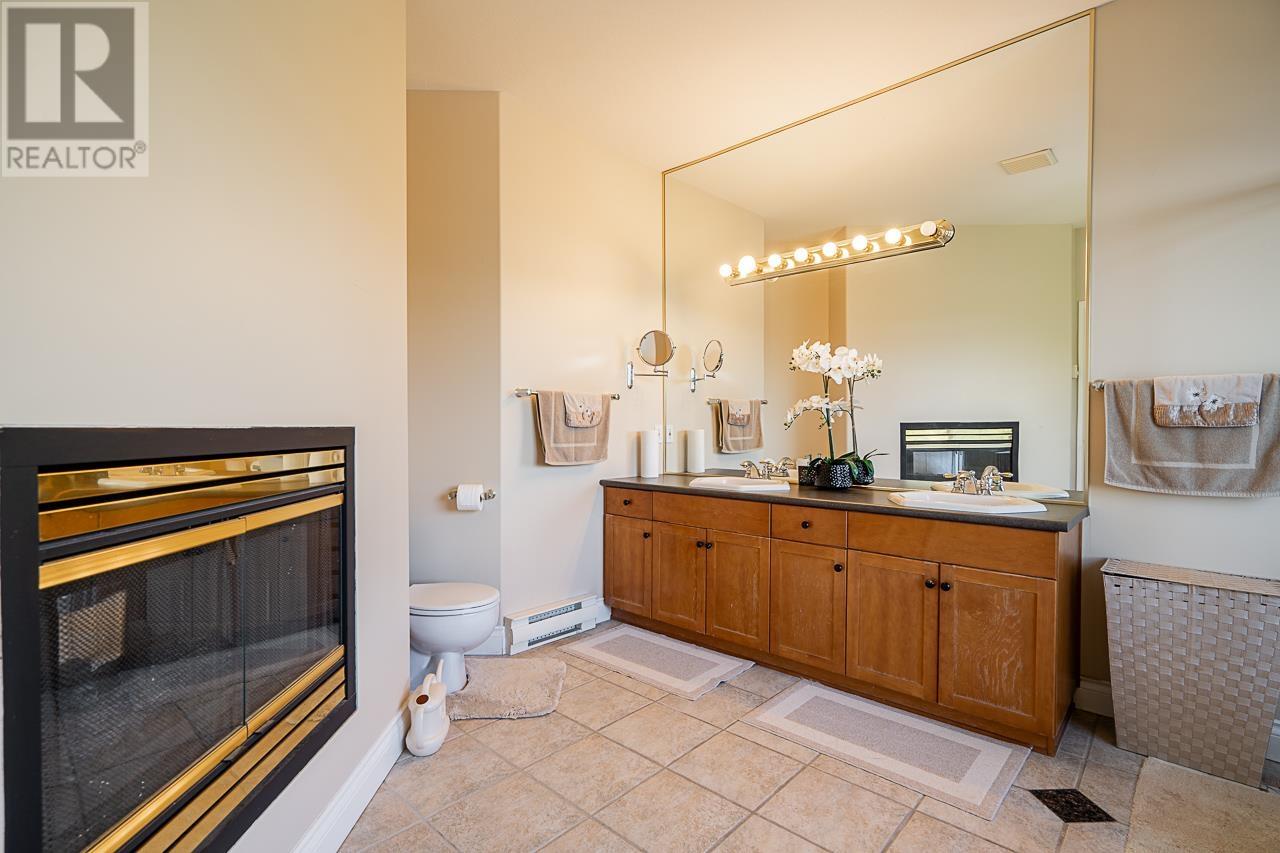 2177 Parkway Boulevard, Coquitlam, British Columbia  V3E 3K5 - Photo 24 - R2816999
