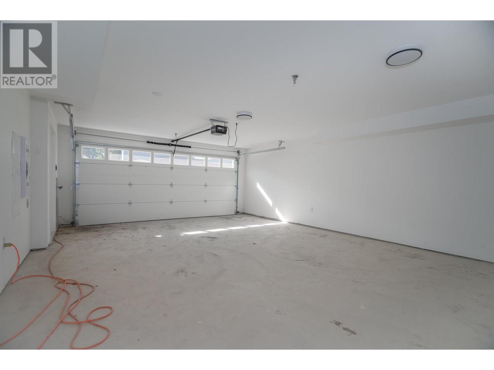 19 23108 Lougheed Highway, Maple Ridge, British Columbia  V2X 2W3 - Photo 25 - R2823628