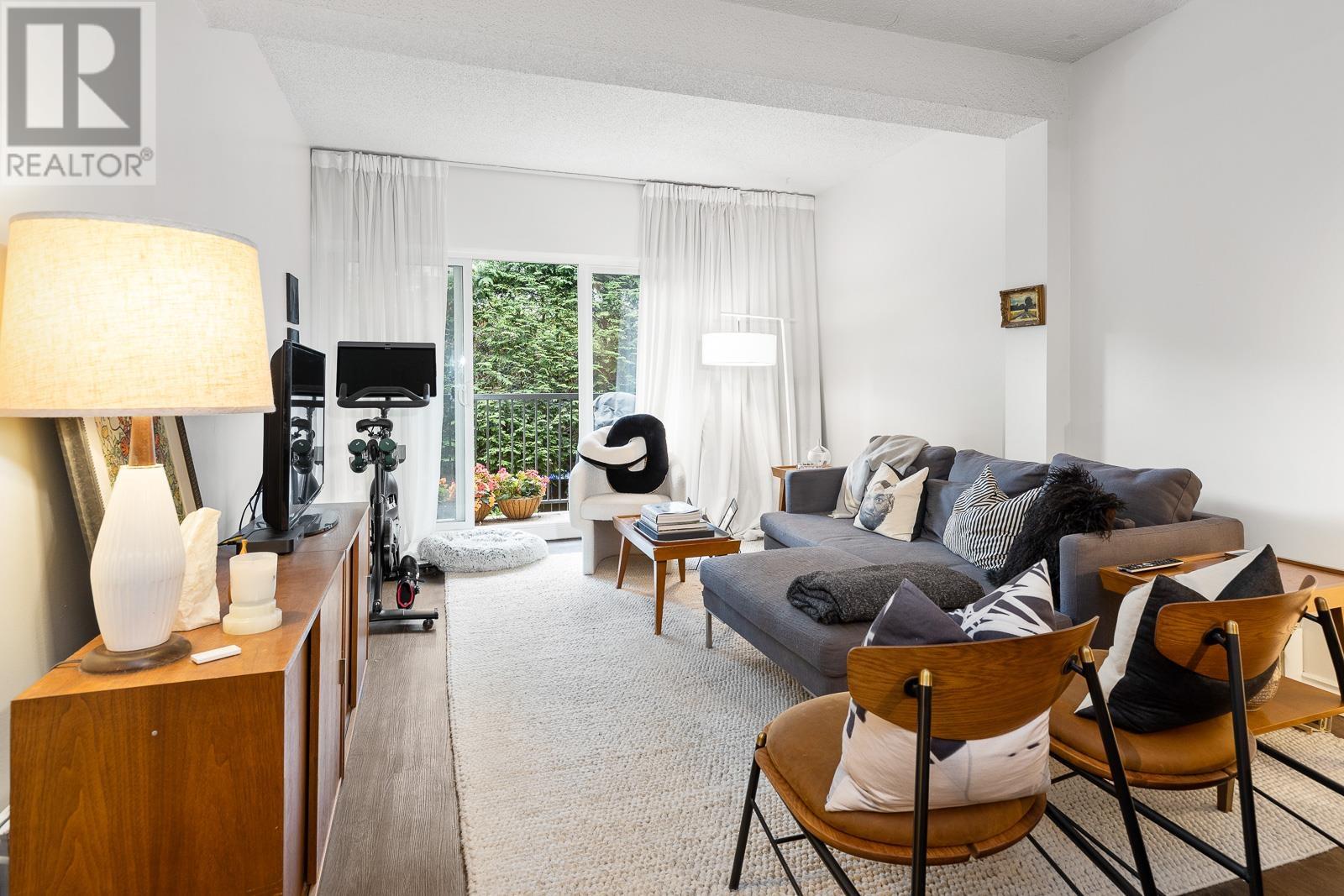 208 1655 Nelson Street, Vancouver, British Columbia  V6G 1M4 - Photo 3 - R2822973