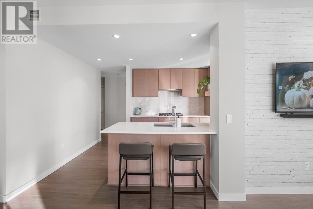 410 2651 Library Lane, North Vancouver, British Columbia  V7J 0C1 - Photo 10 - R2823631