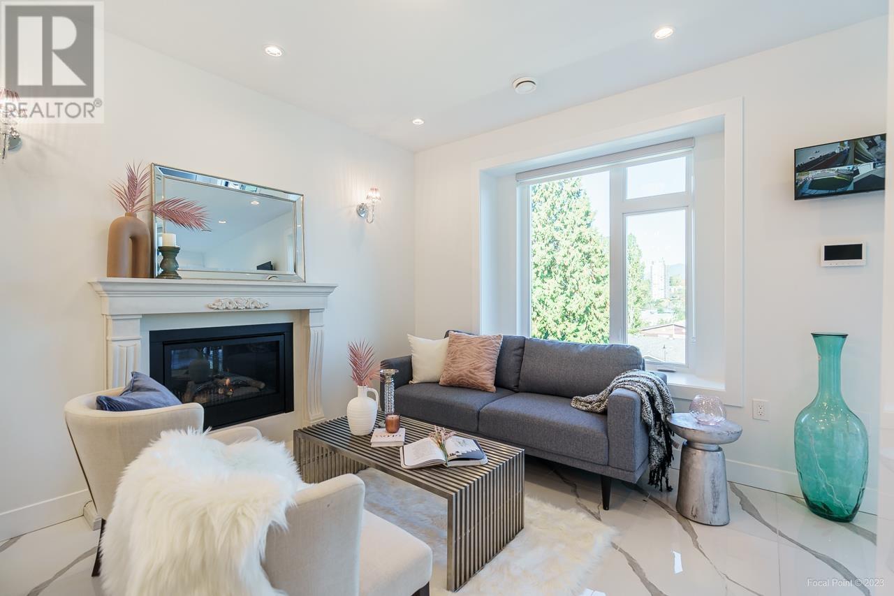 5193 Dominion Street, Burnaby, British Columbia  V5G 1C8 - Photo 3 - R2823677