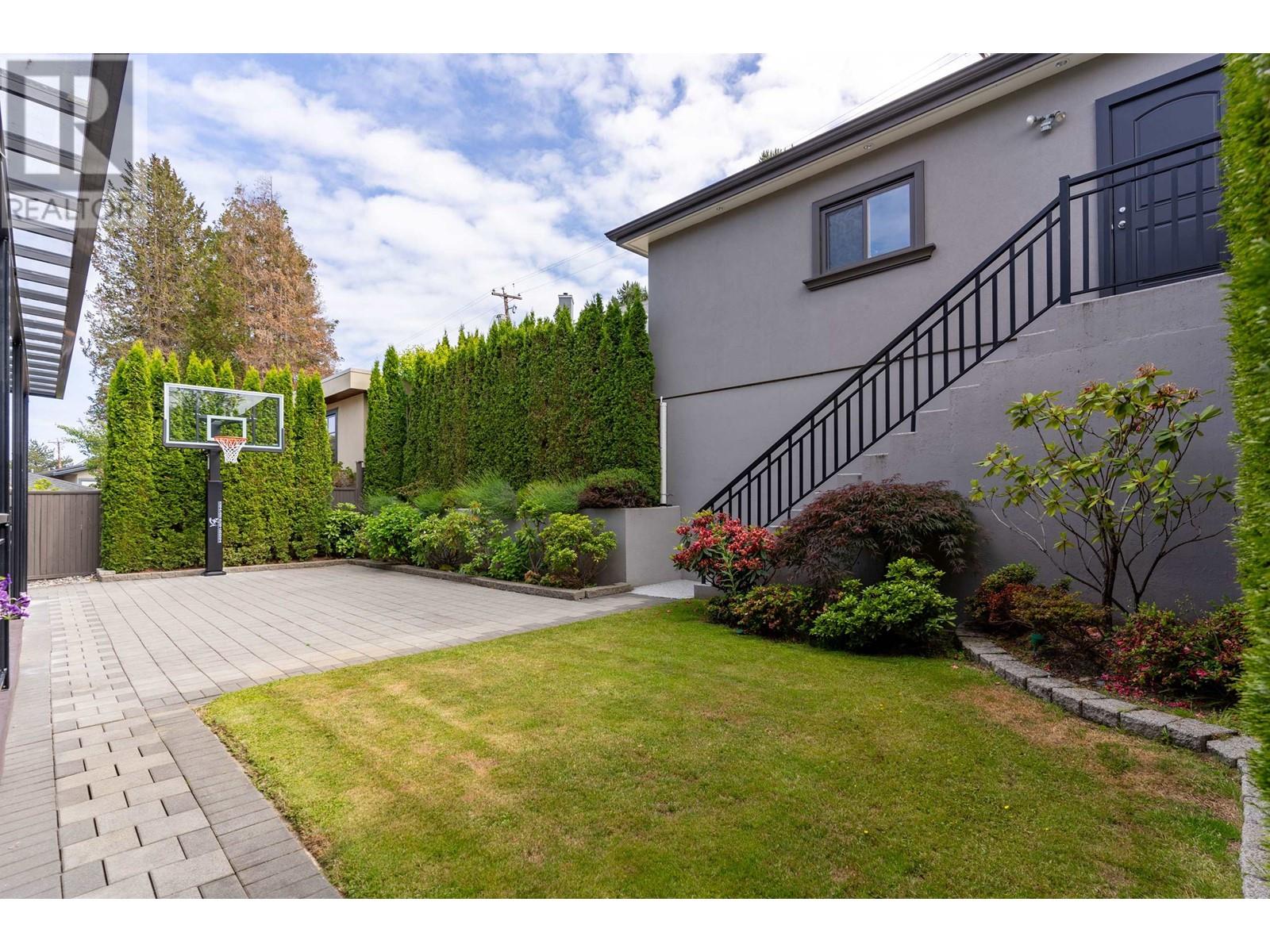 2576 Edgar Crescent, Vancouver, British Columbia  V6L 2G4 - Photo 24 - R2823422