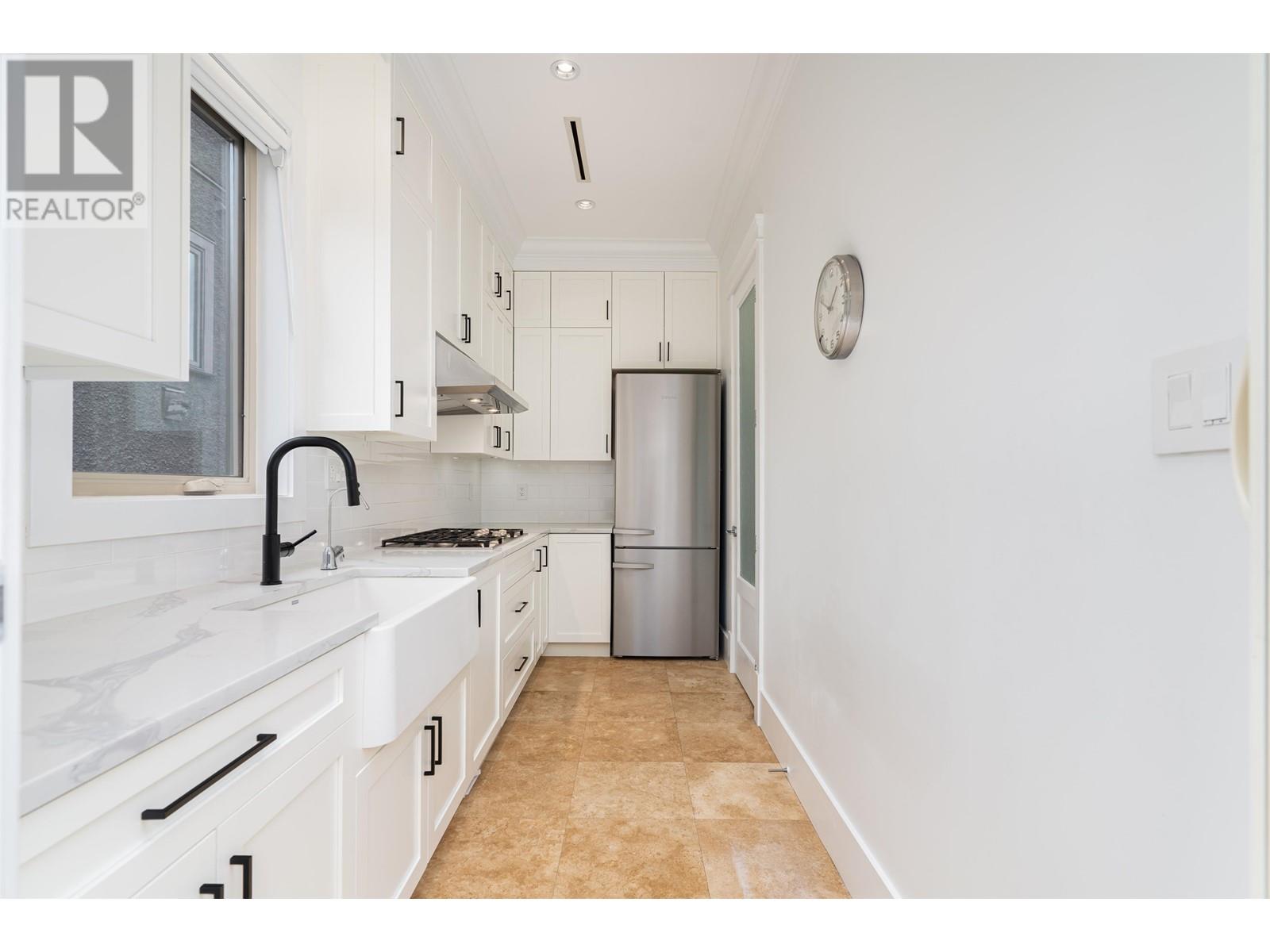 2576 Edgar Crescent, Vancouver, British Columbia  V6L 2G4 - Photo 6 - R2823422