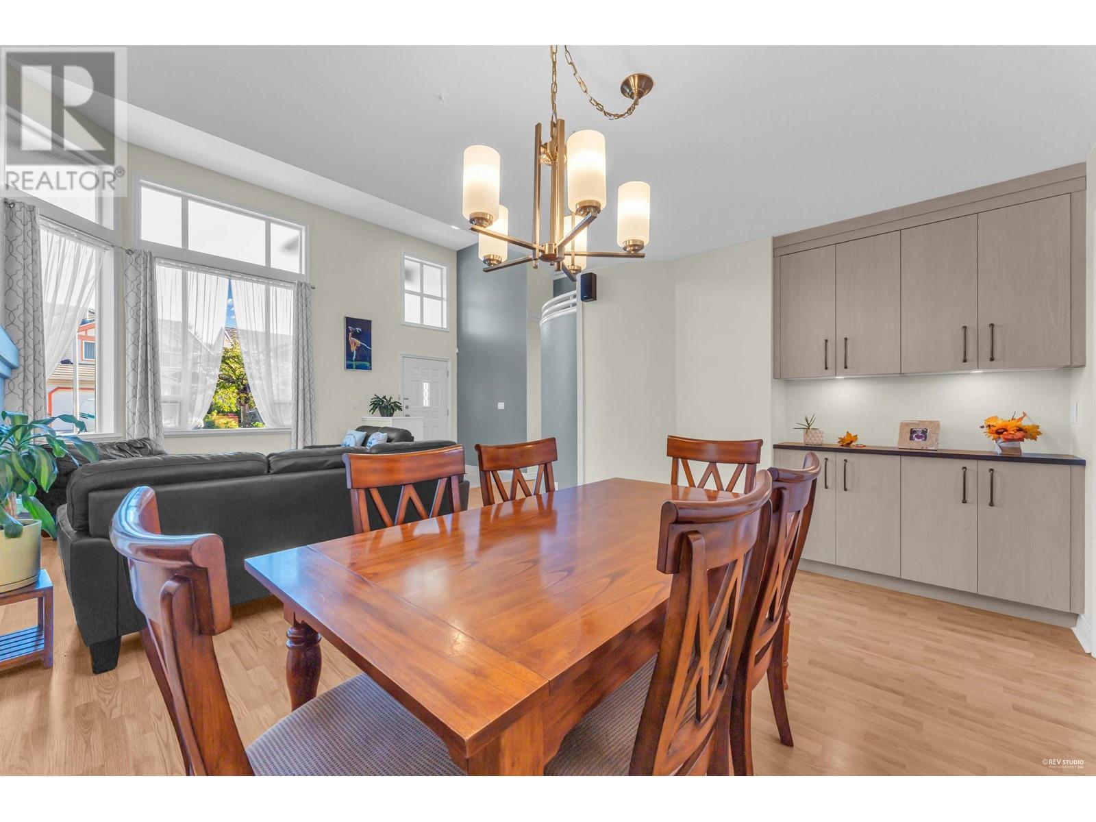 1910 Colodin Close, Port Coquitlam, British Columbia  V3C 6K6 - Photo 10 - R2823637