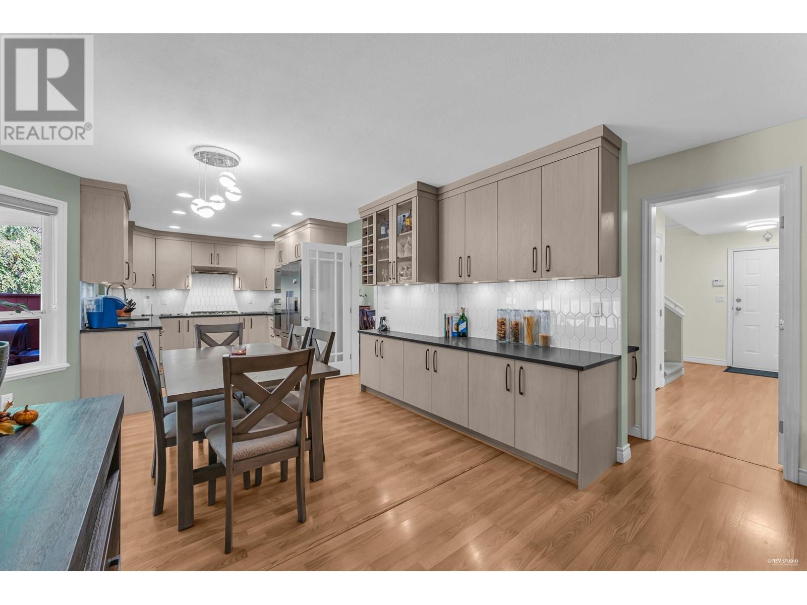 1910 Colodin Close, Port Coquitlam, British Columbia  V3C 6K6 - Photo 16 - R2823637