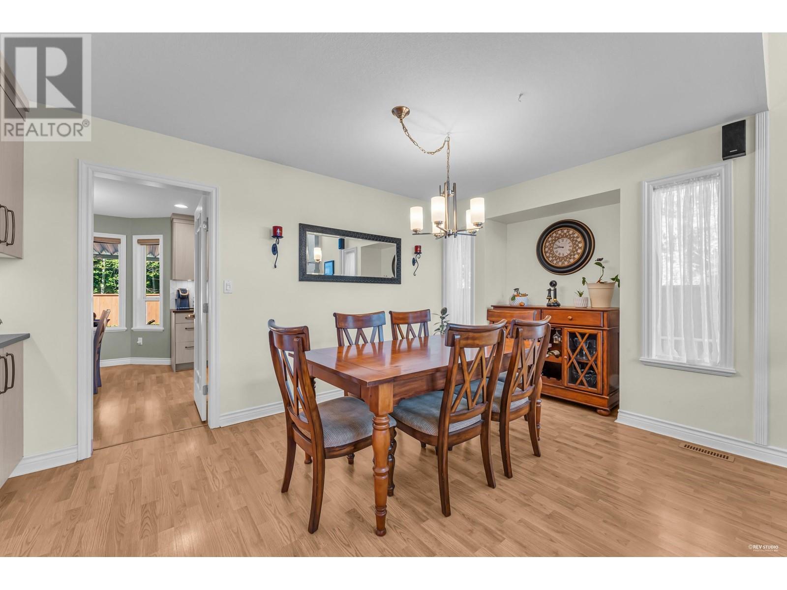 1910 Colodin Close, Port Coquitlam, British Columbia  V3C 6K6 - Photo 8 - R2823637
