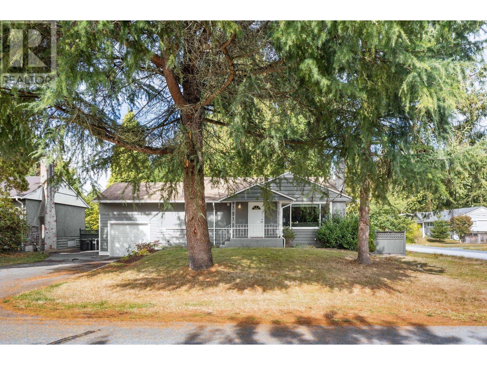 21371 122 Avenue, Maple Ridge, British Columbia  V2X 3W4 - Photo 3 - R2823726